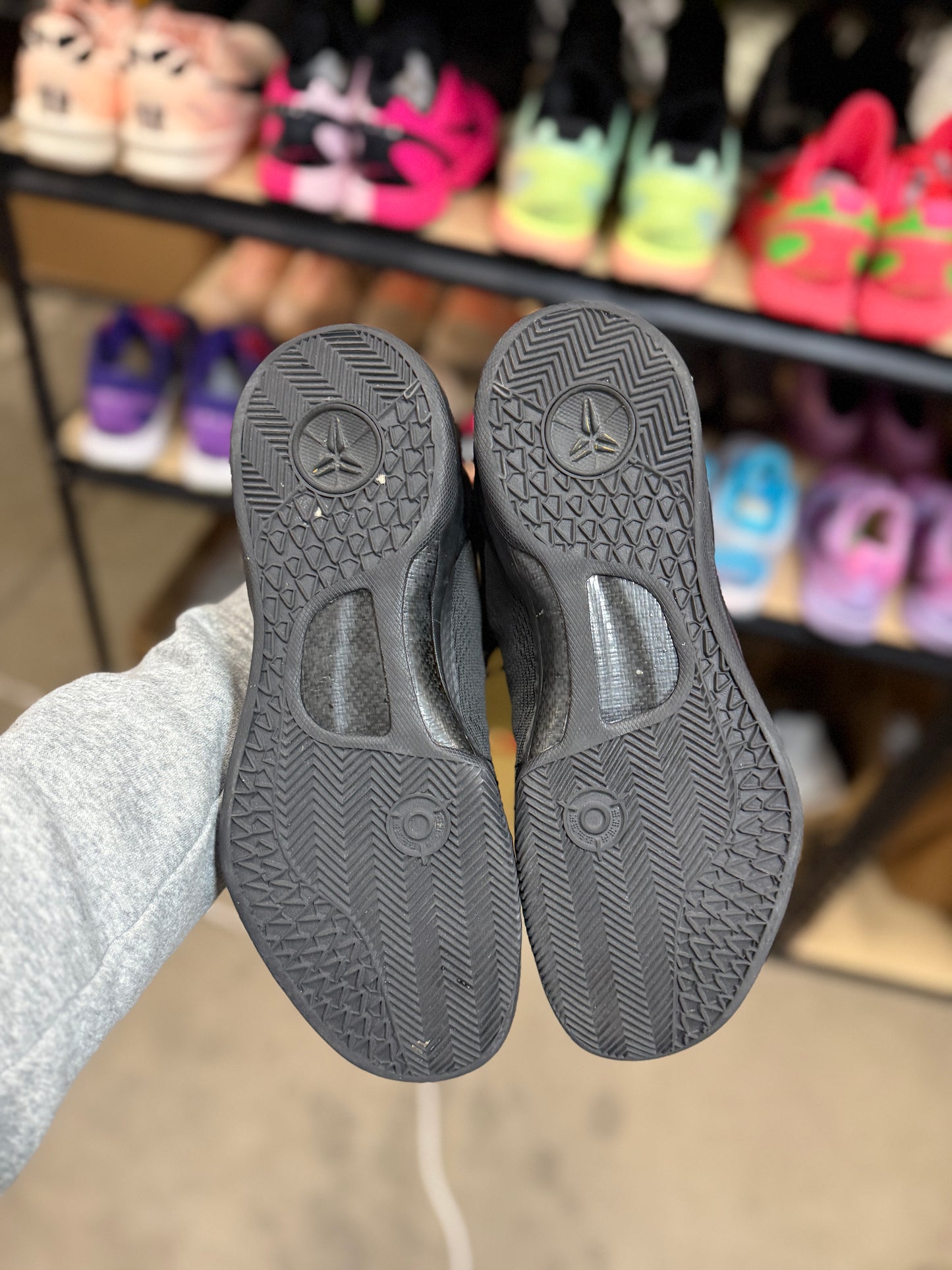 Kobe 8 Black Gold (10)