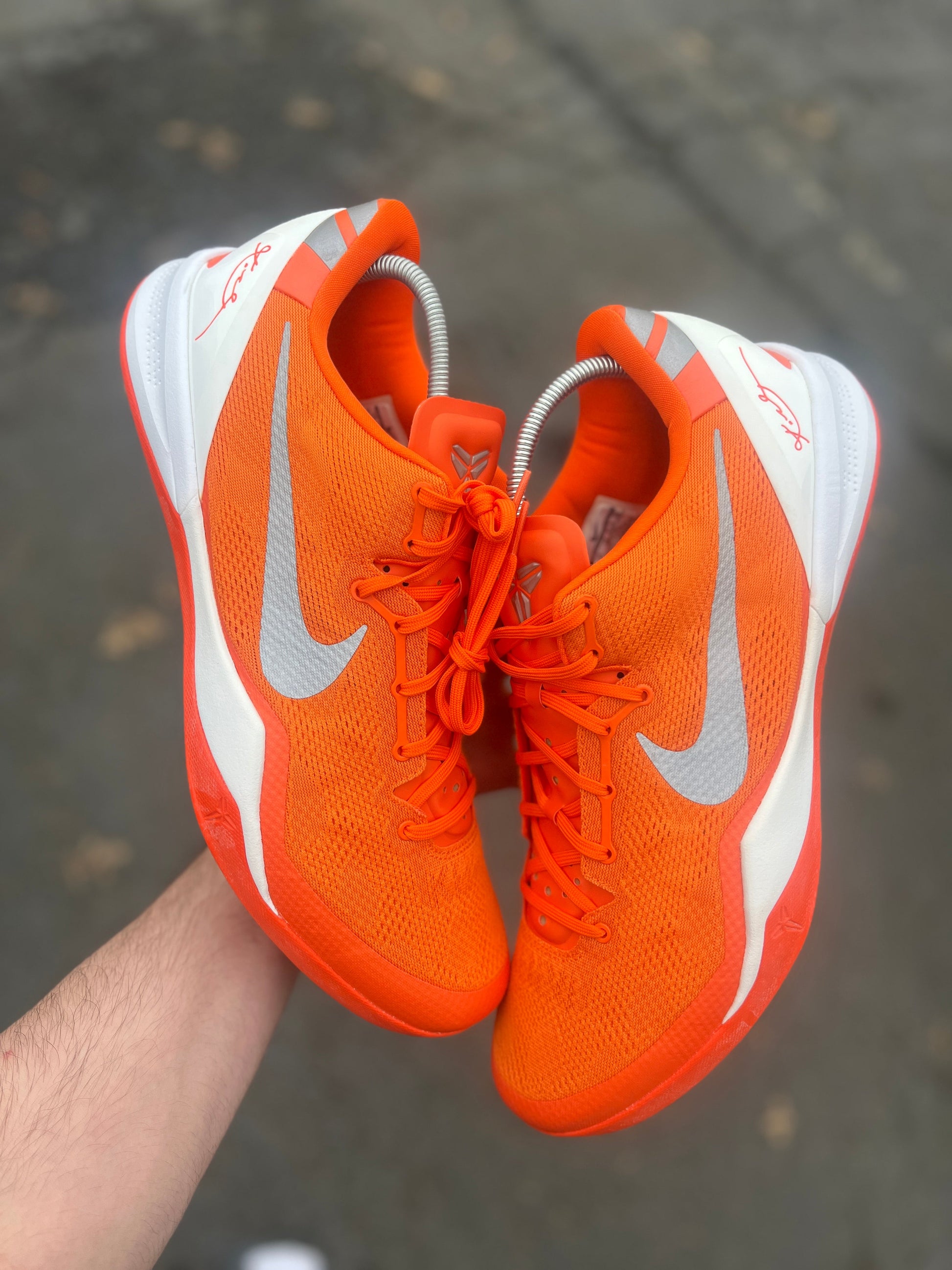 TB Orange 8 (size 17)