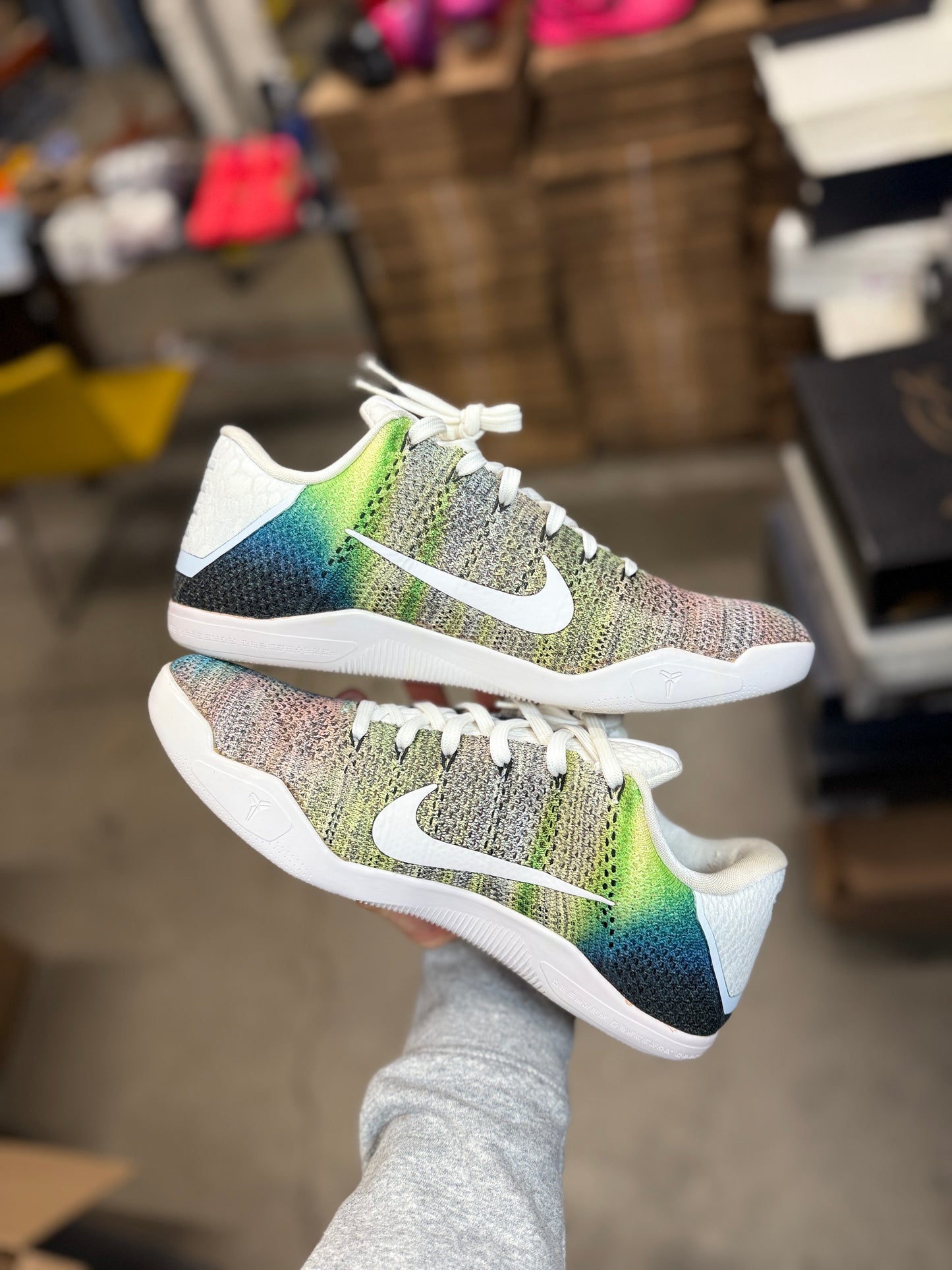 Kobe 11 Northern lights (10.5)