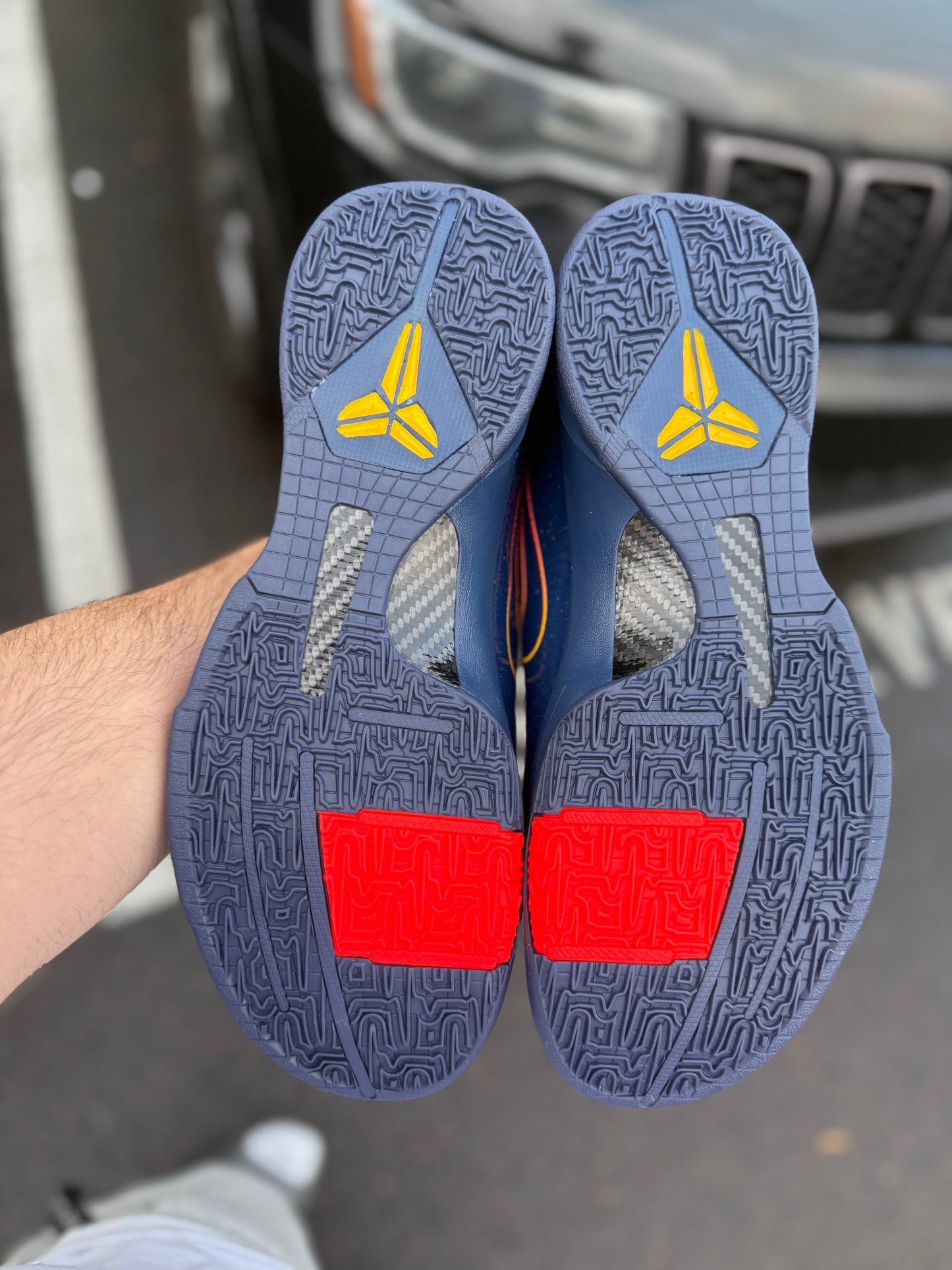 Kobe 5 Caitlin Clark (size 13)