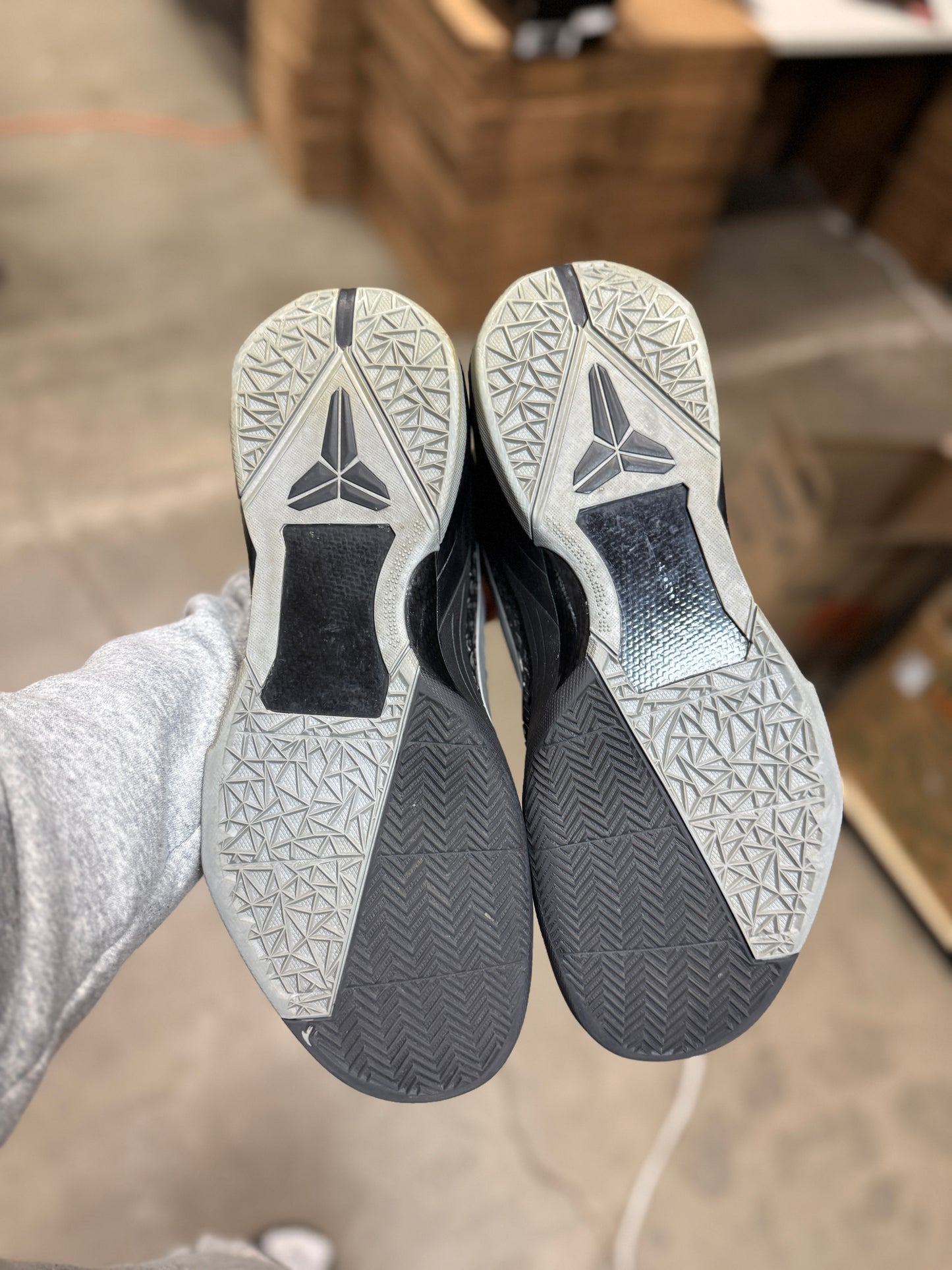 Kobe 7 Team Bank Black (15)