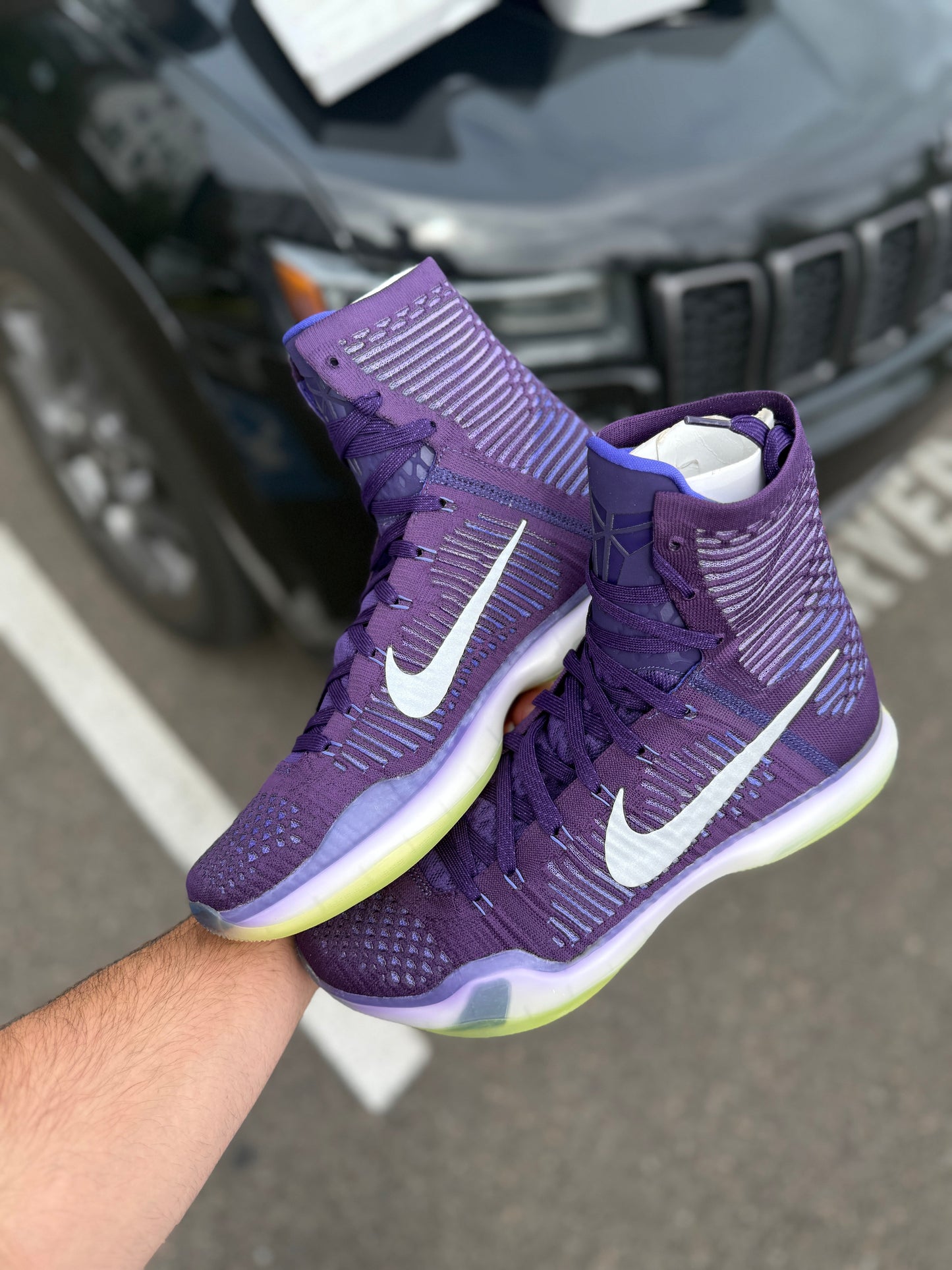 Sample Team 10s (size 11.5)