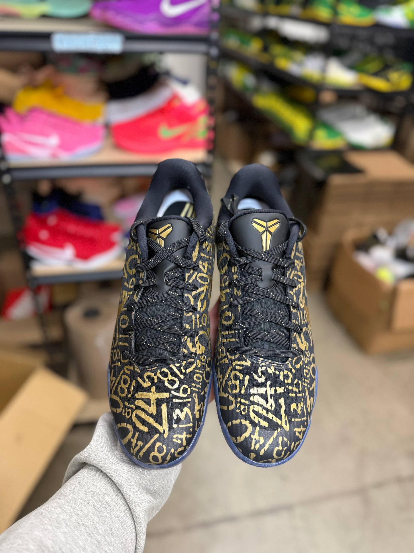 Kobe 11 Mamba Day (12.5,13)