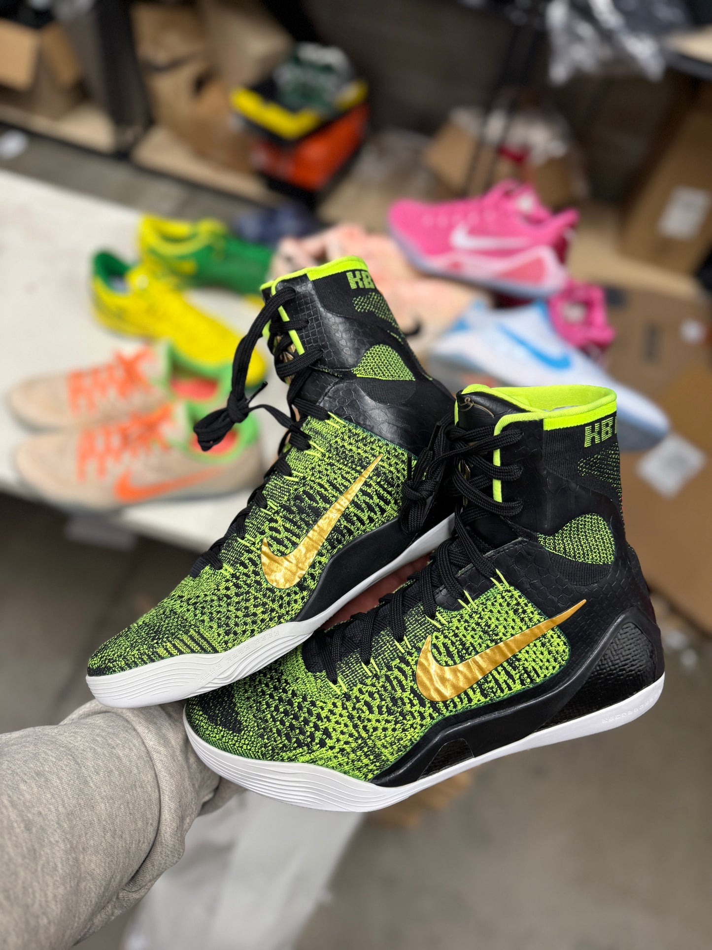 Kobe 9 Victory Restored (size 10.5)