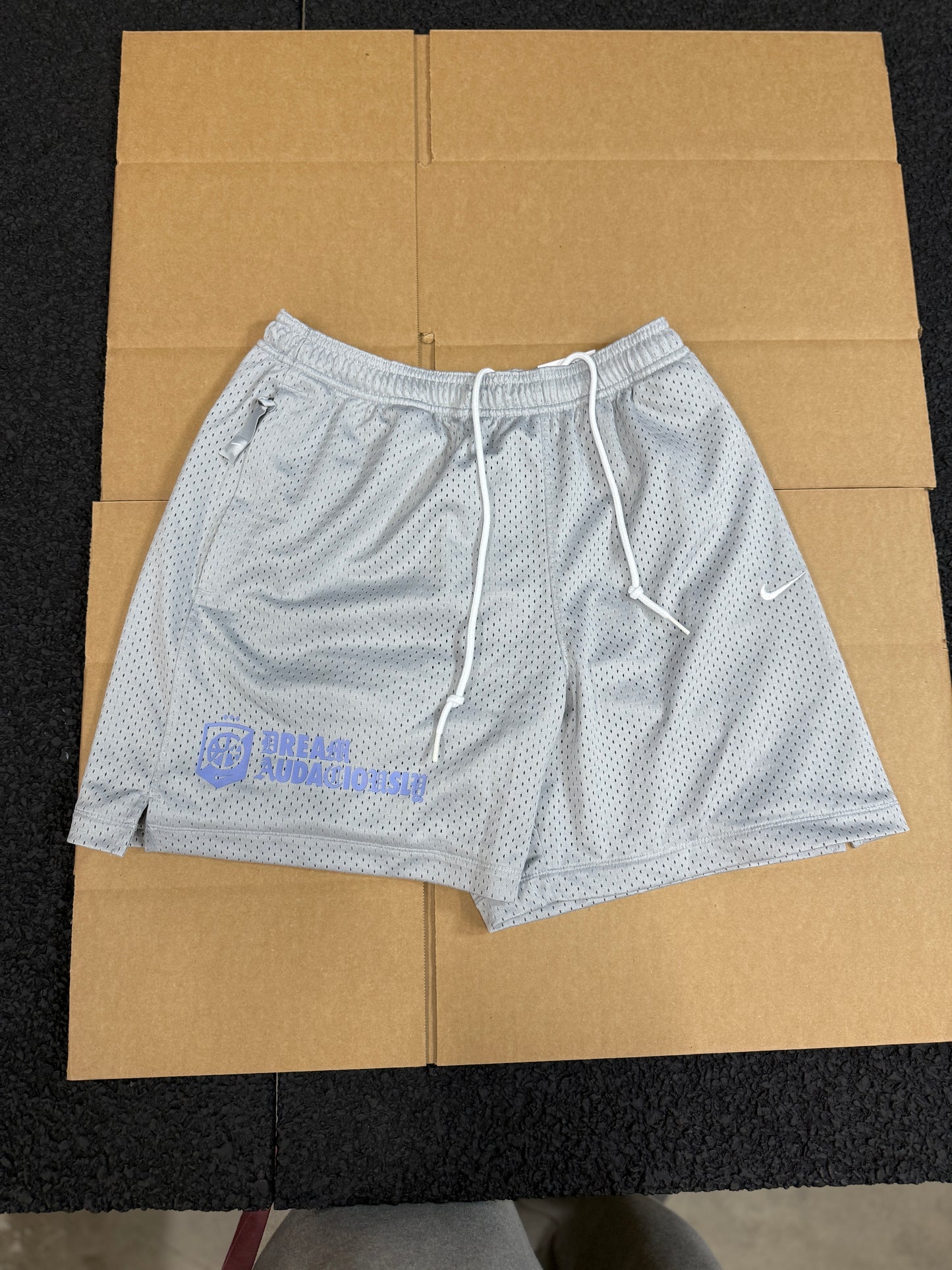 Academy shorts (S)