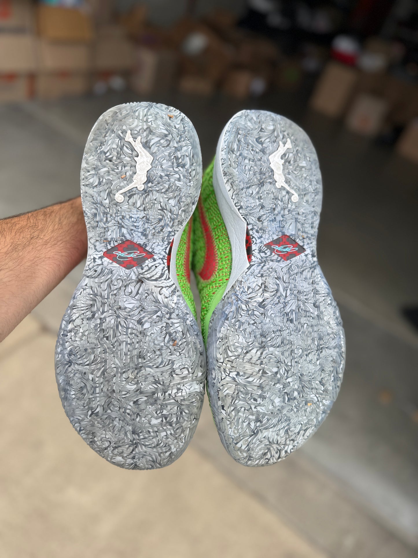 (Size 13)