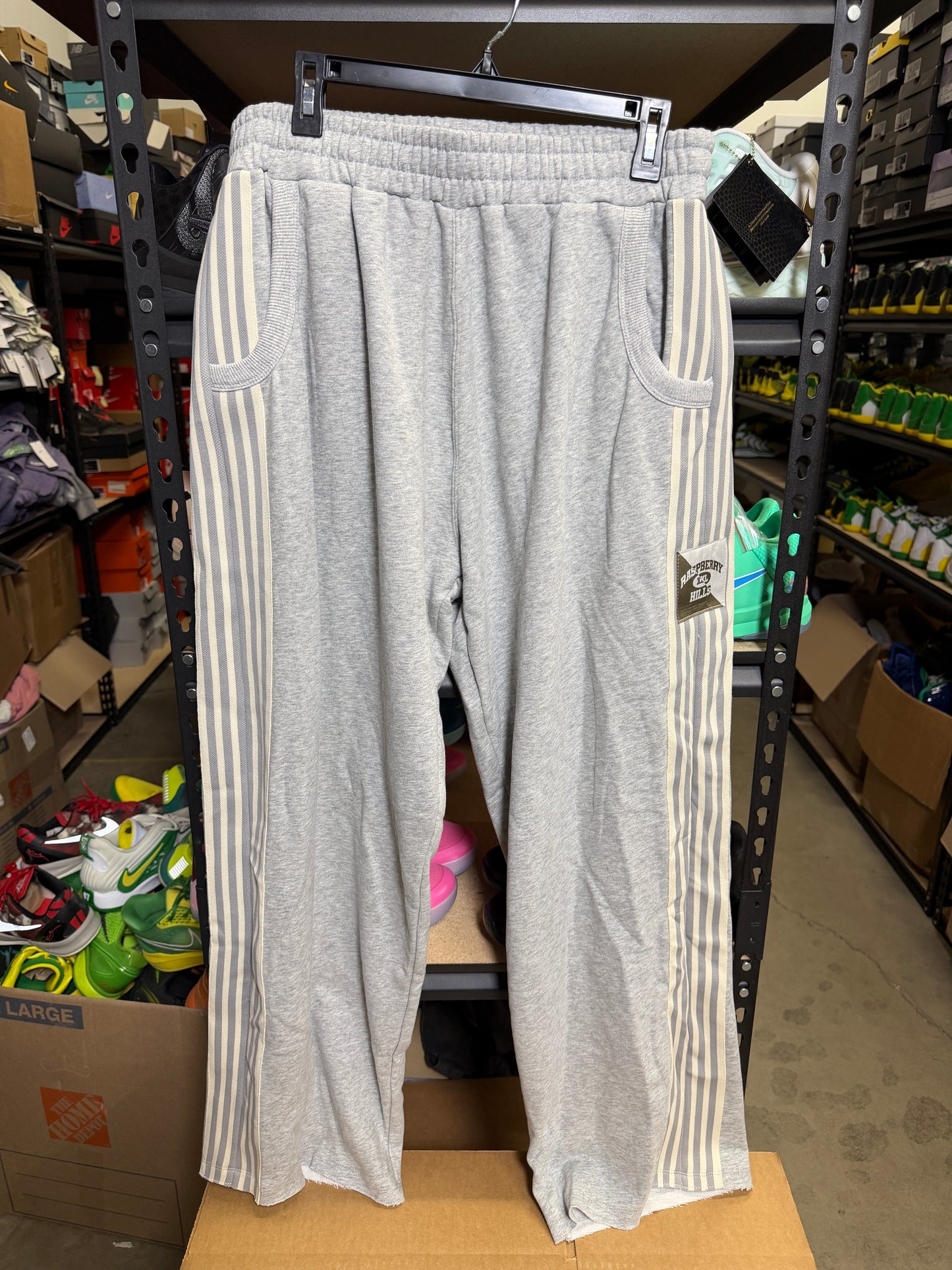 Gv Rasberry sweats