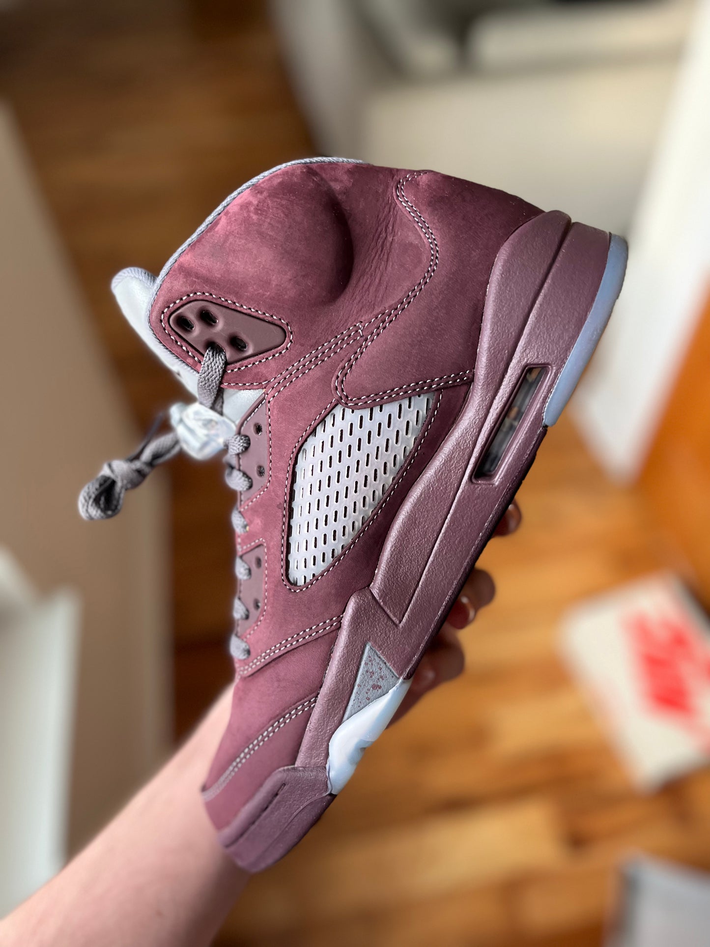 AJ5 ‘Burgundy’ (size 10.5)