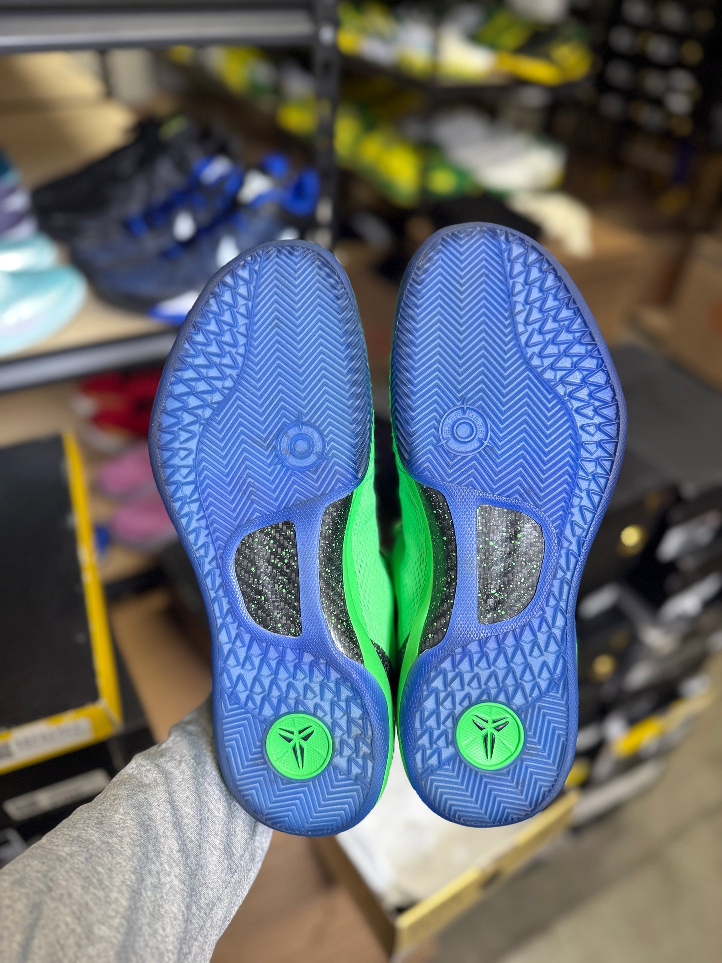 Kobe 8 Super Hero (10)