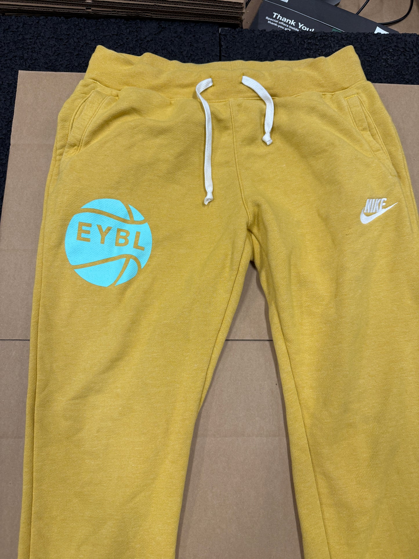 Eybl sweats (XL)