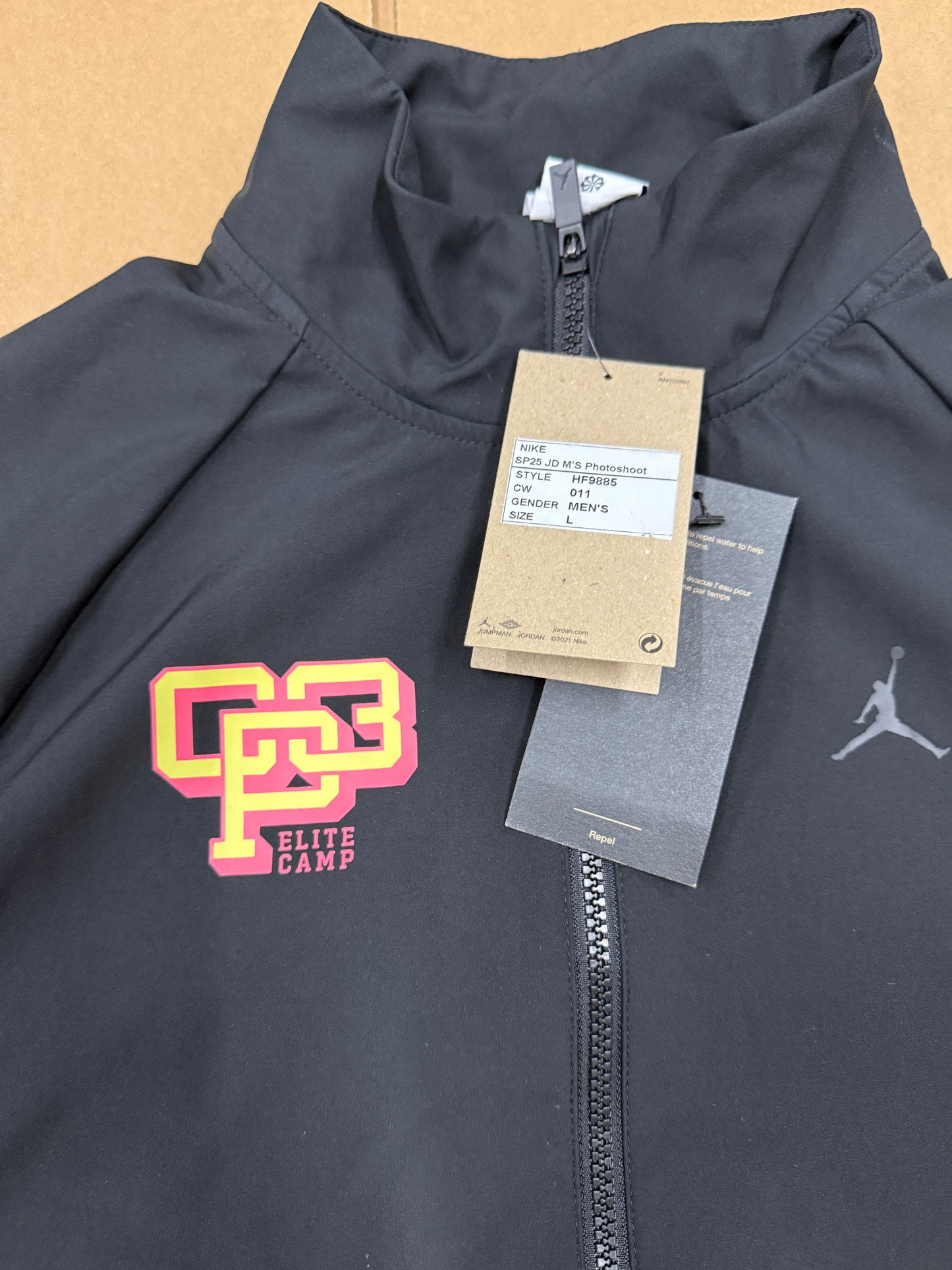 CP3 Camp Sample Jacket (L)