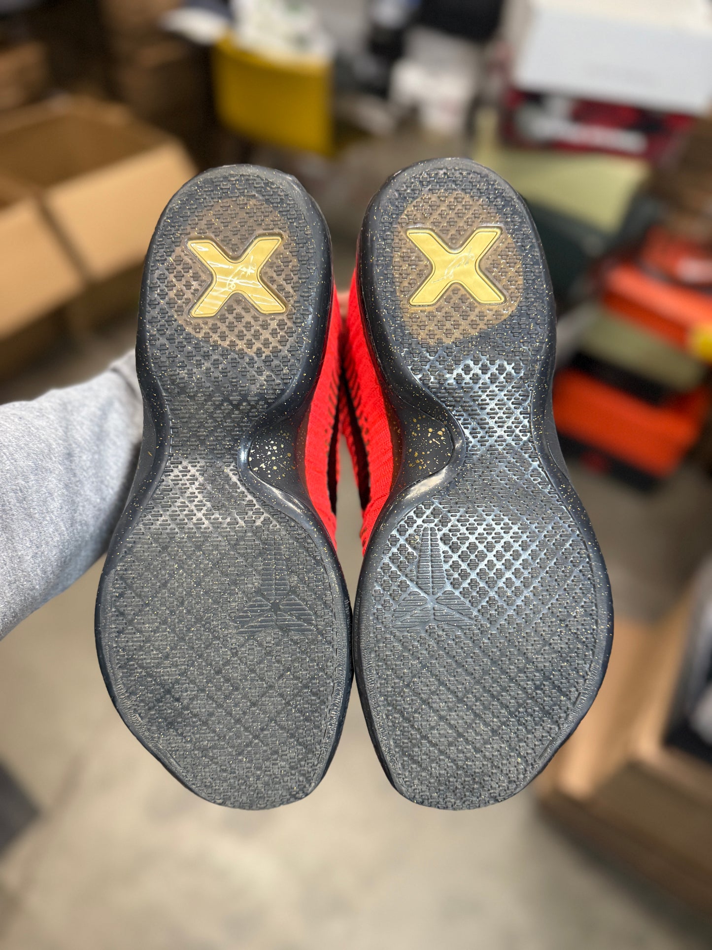 Kobe 10 Christmas (11.5)