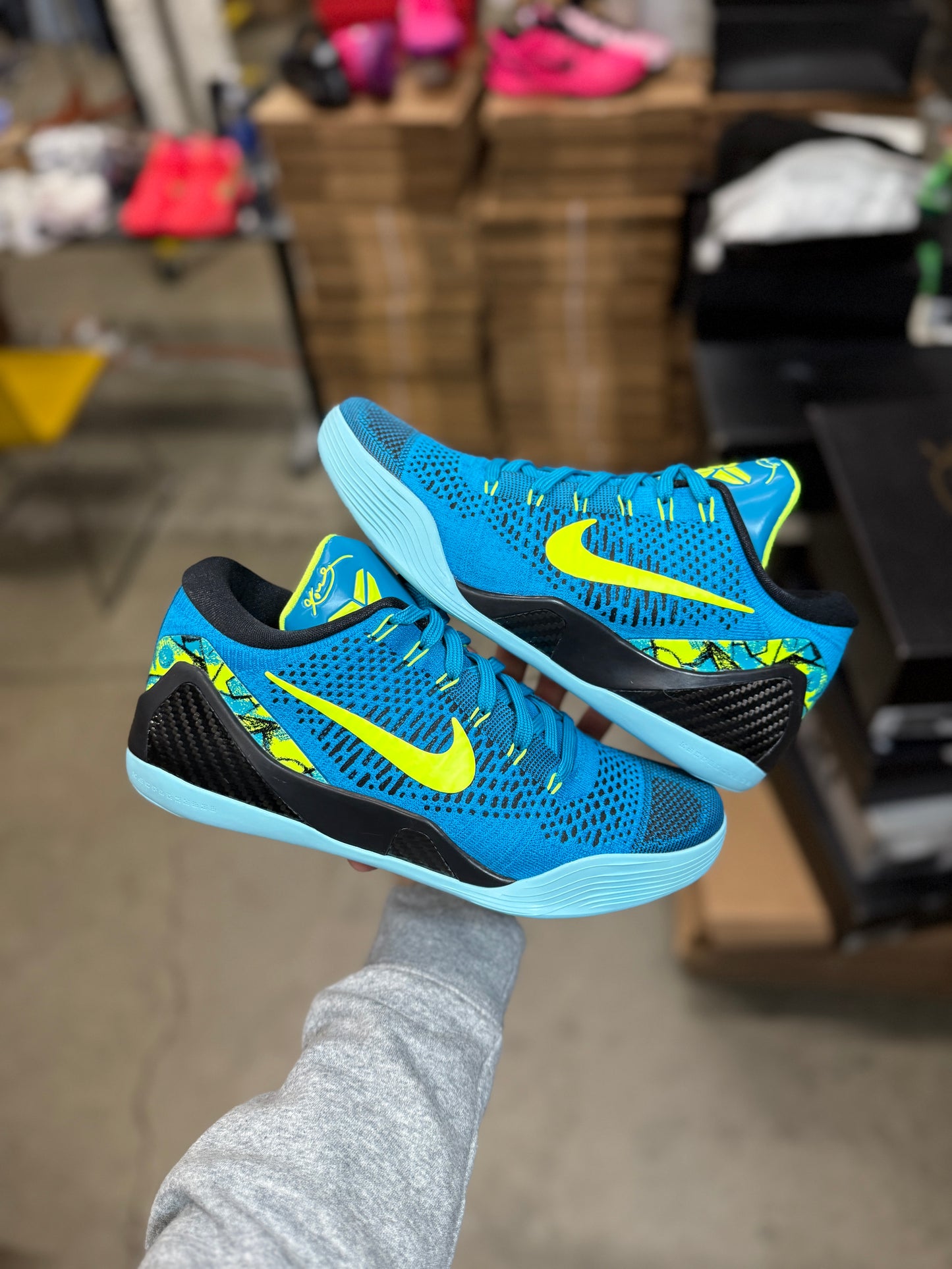 Kobe 9 Perspective (10,13)