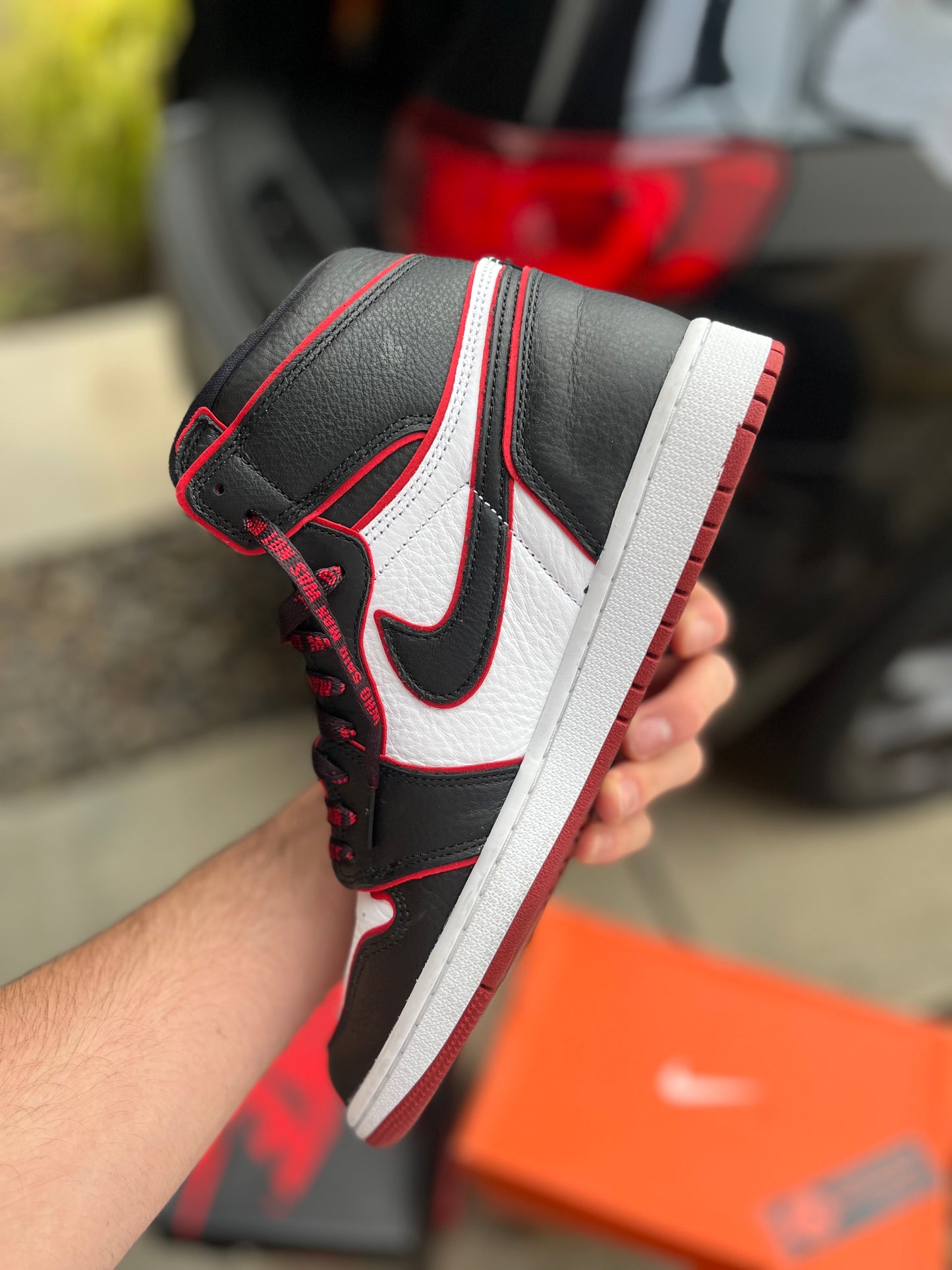 AJ1 ‘Bloodline’ (size 10)