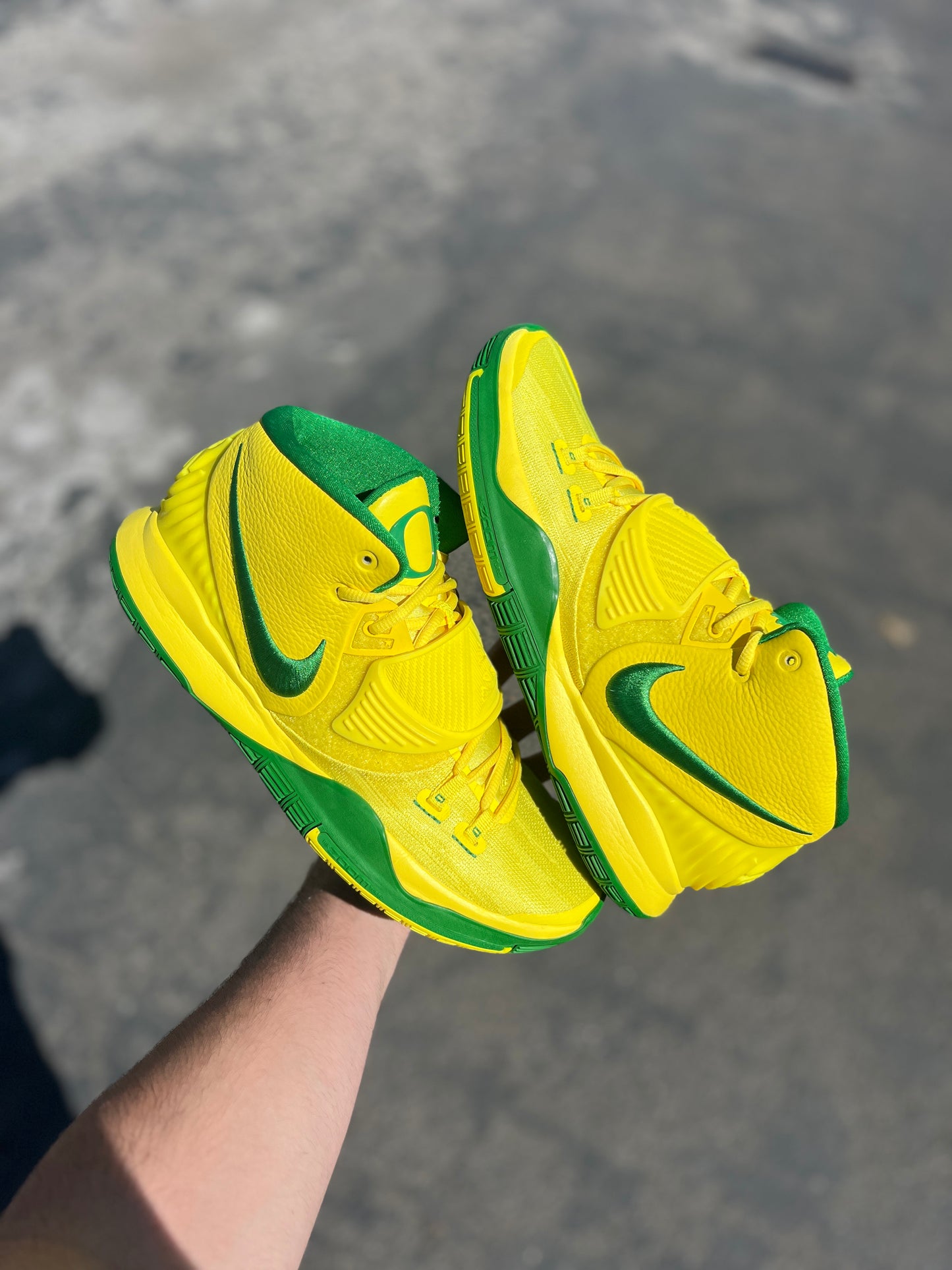 Kyrie Oregon PE (size 11)