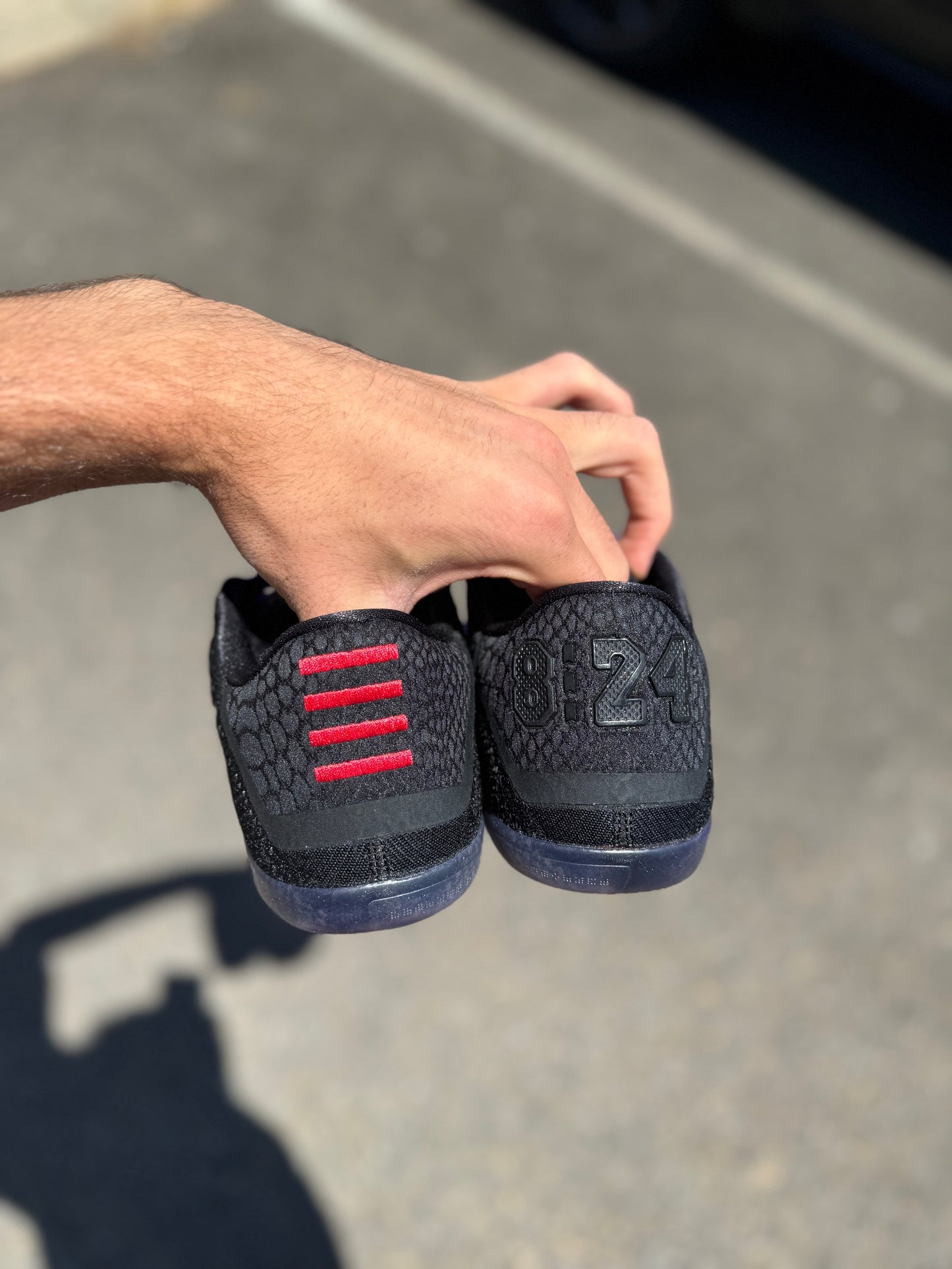 Hyper grape 11s (size 9.5)