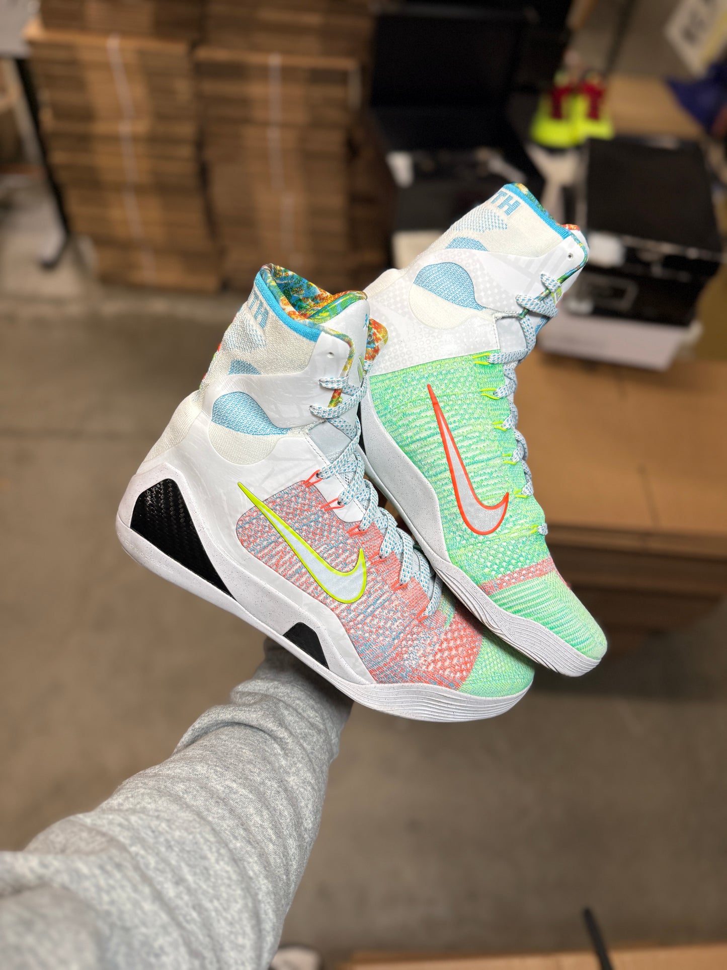 Kobe 9 What The (13)