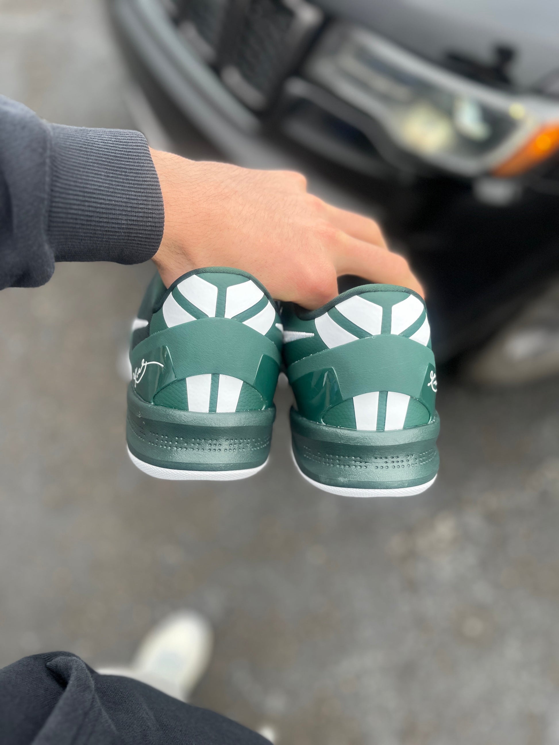 Tb Promo 8 (size 15)