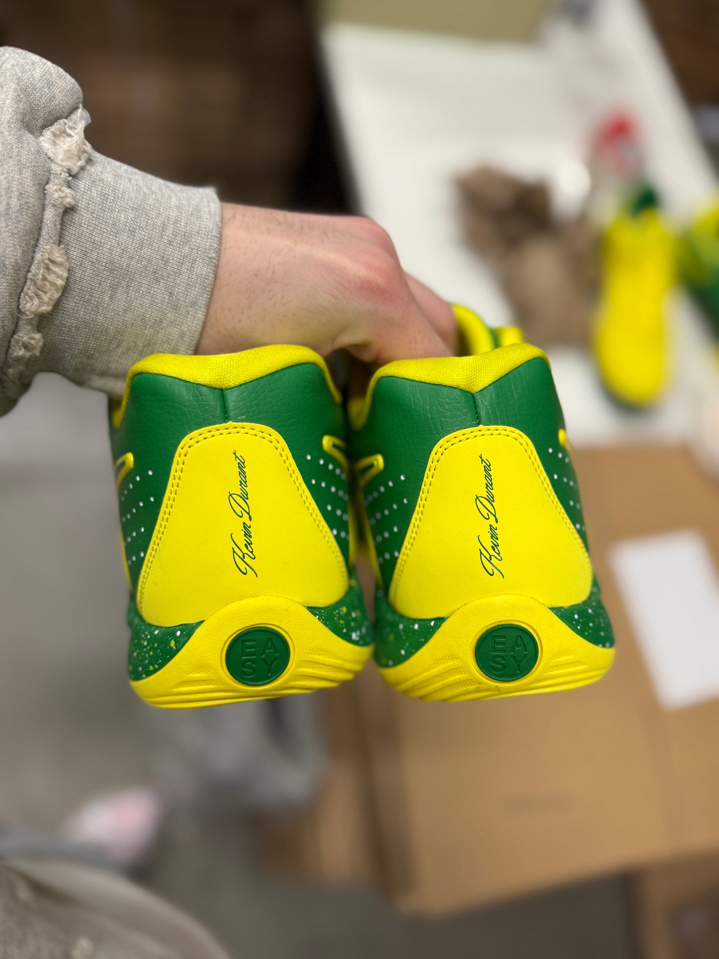 KD17 Oregon PE (size 14)