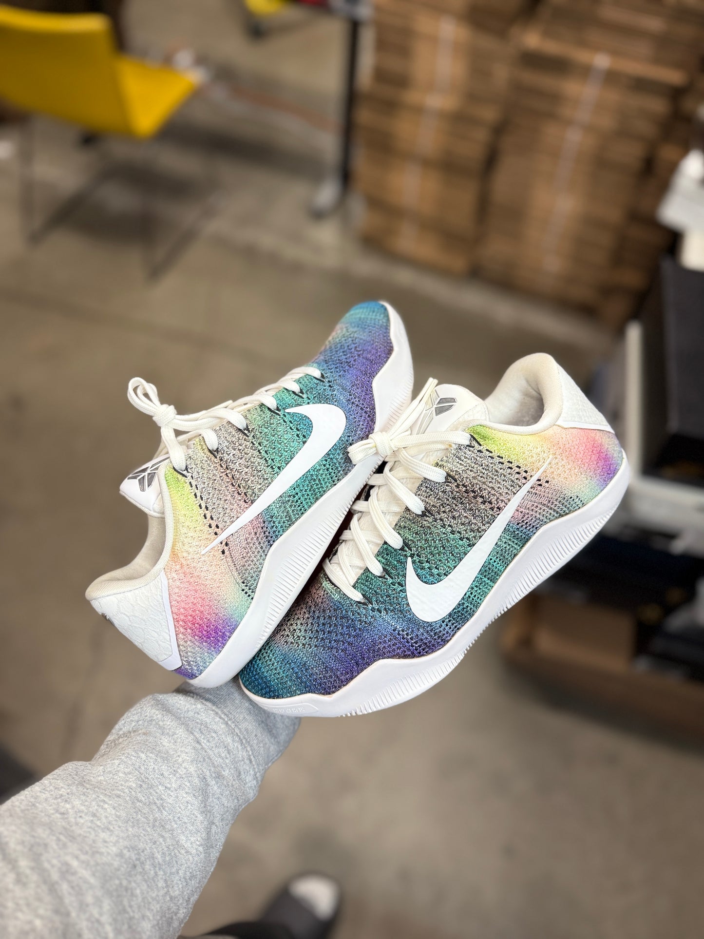 Kobe 11 Northern lights (10.5)
