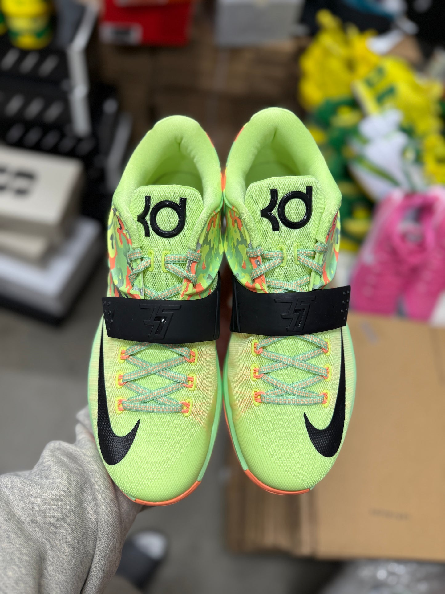 KD7 Easter (size 11)