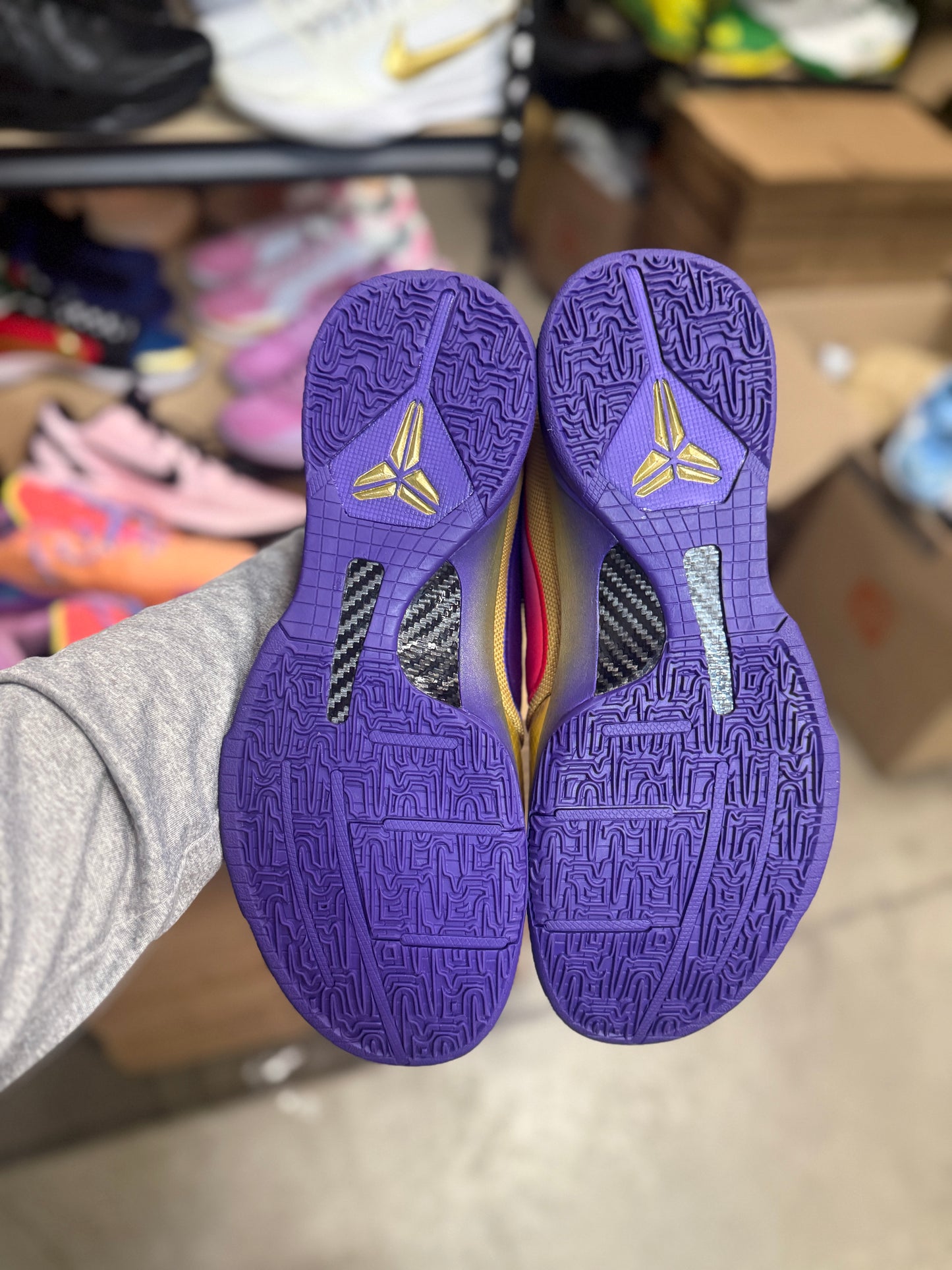 Kobe 5 Undefeated (13)