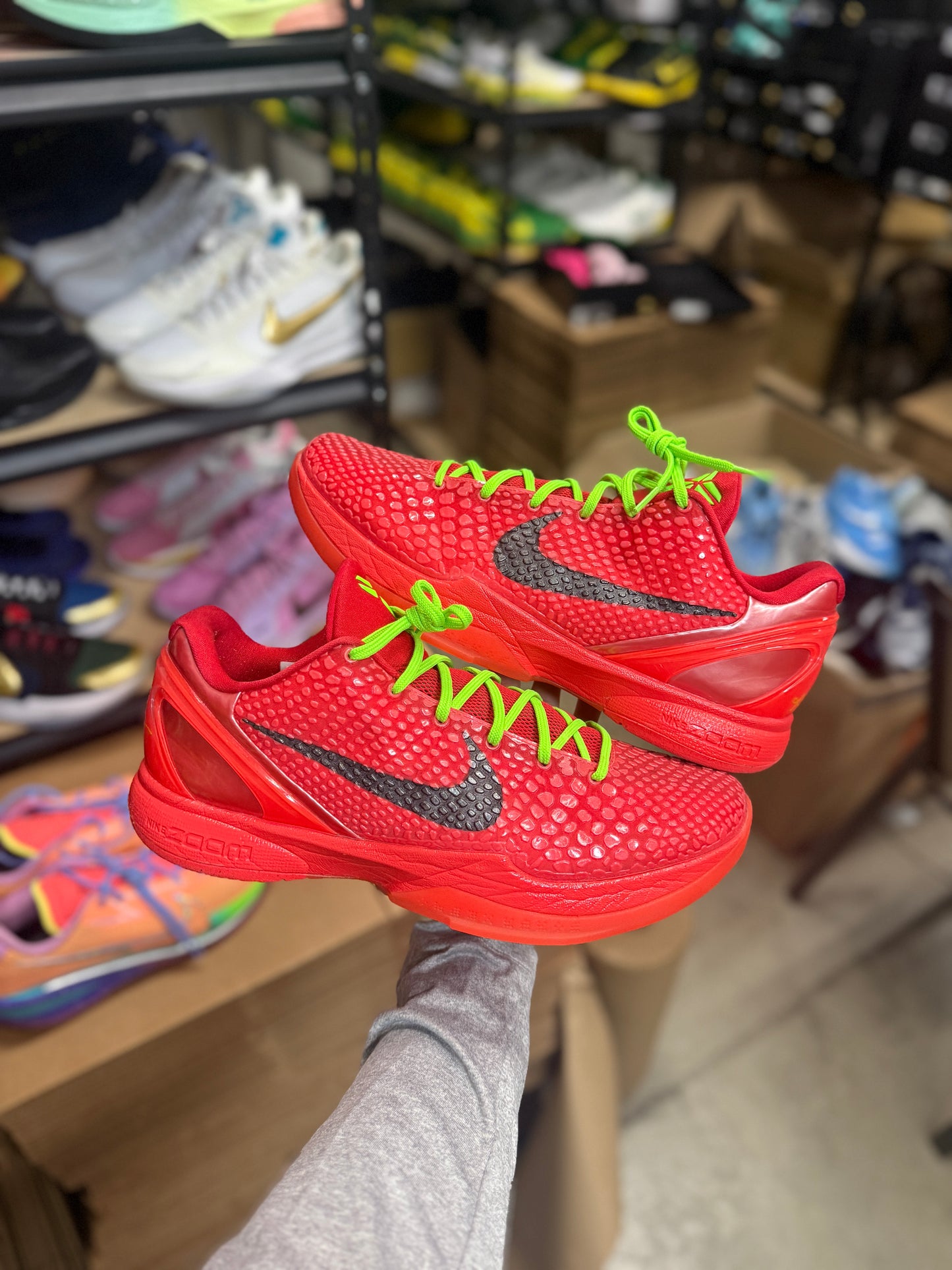 Kobe 6 Reverse Grinch (13)