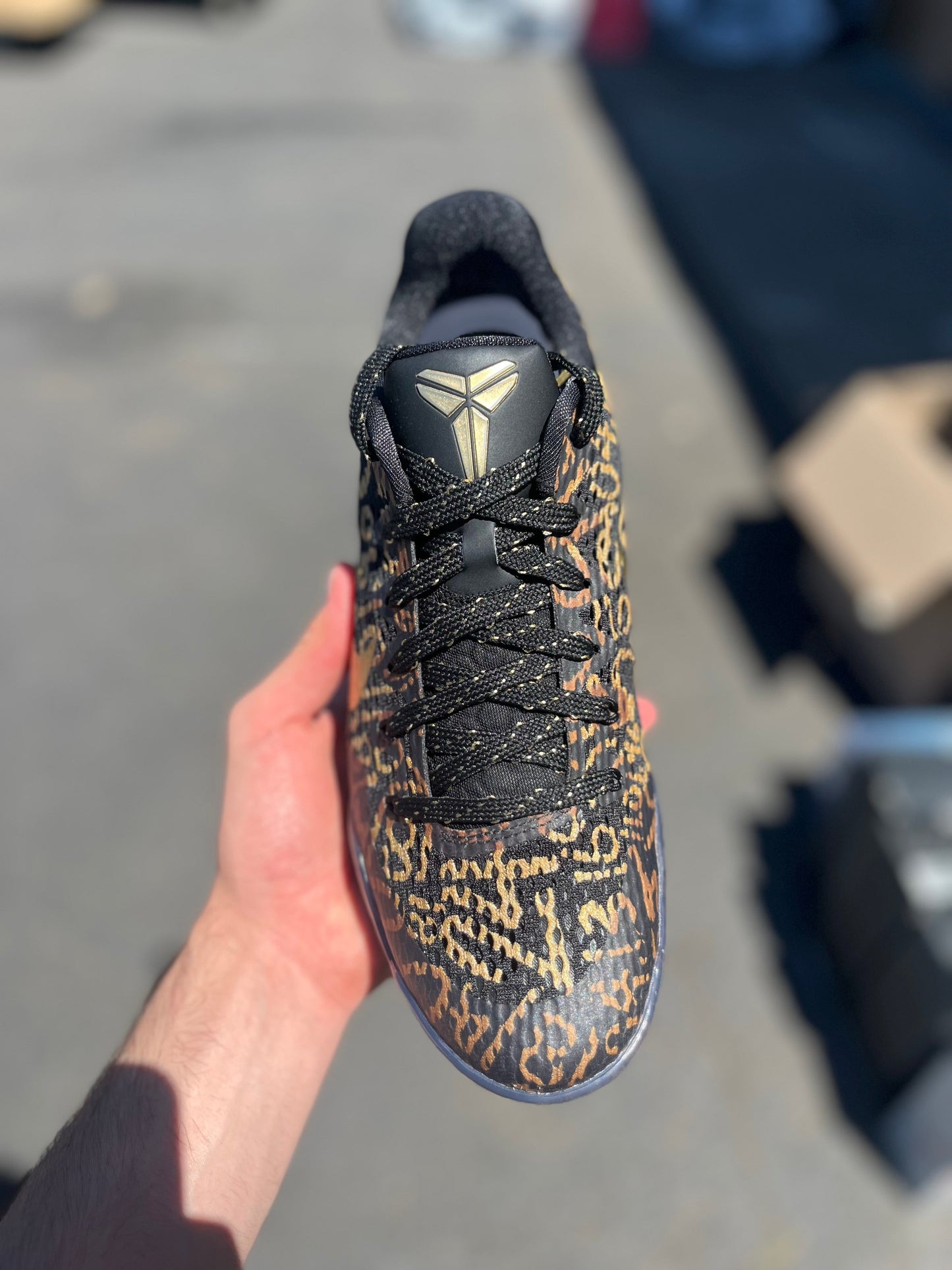 Mamba day id (size 10 / 10.5)