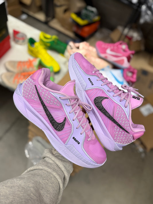 Sabrina 2 Eybl Academy PE (size 10.5)