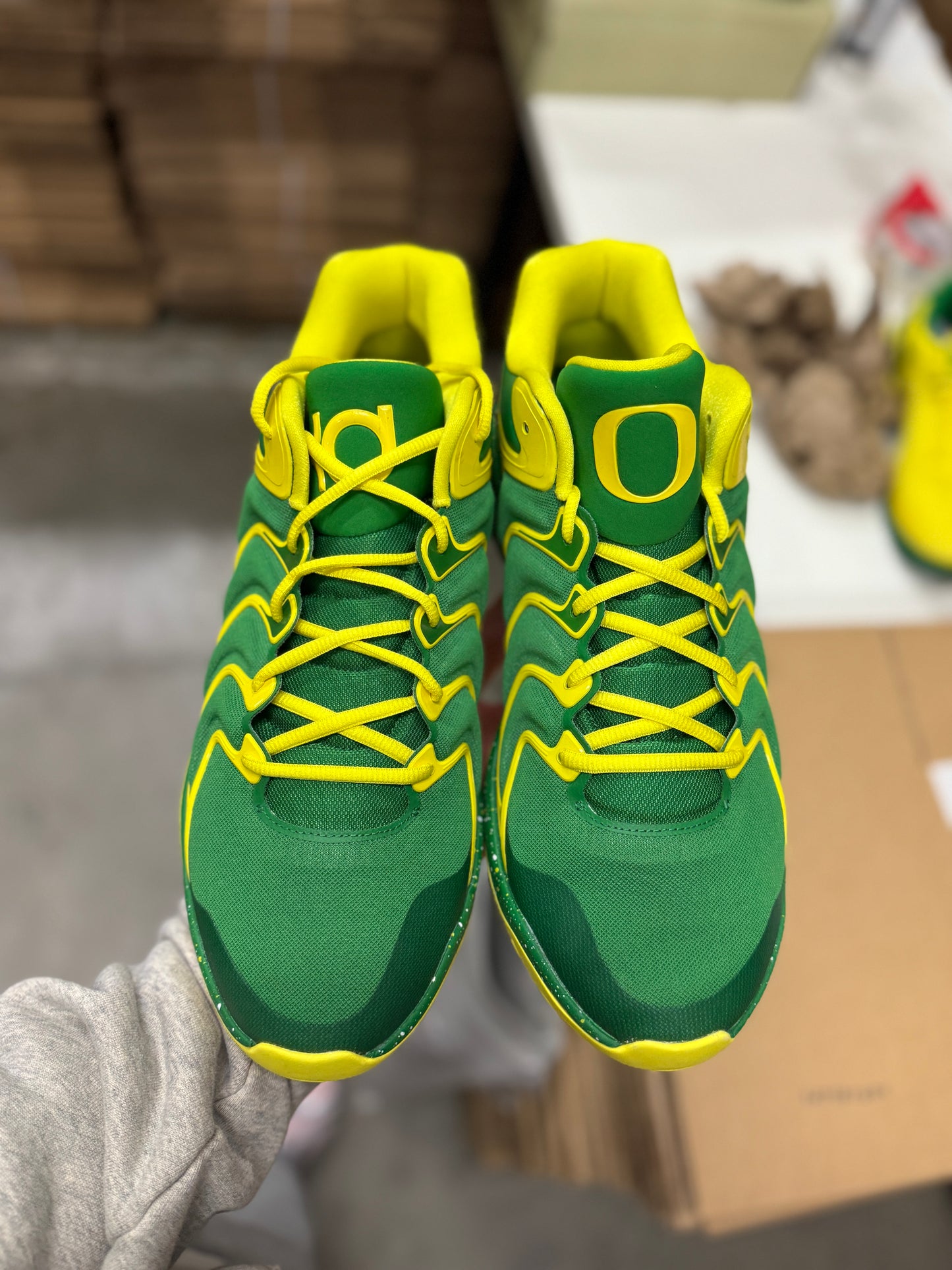 KD17 Oregon PE (size 14)