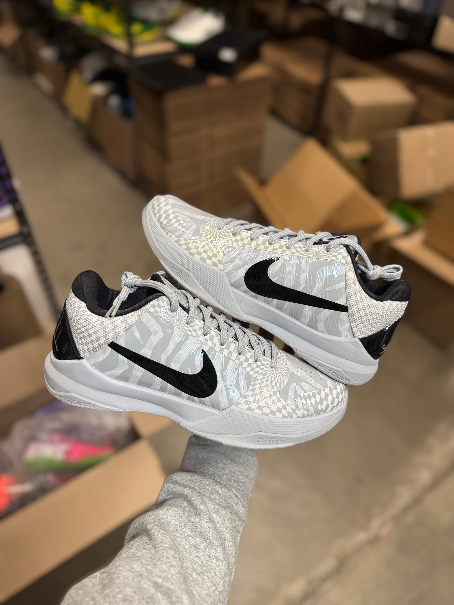 Kobe 5 DeMar DeRozan PE (10.5)