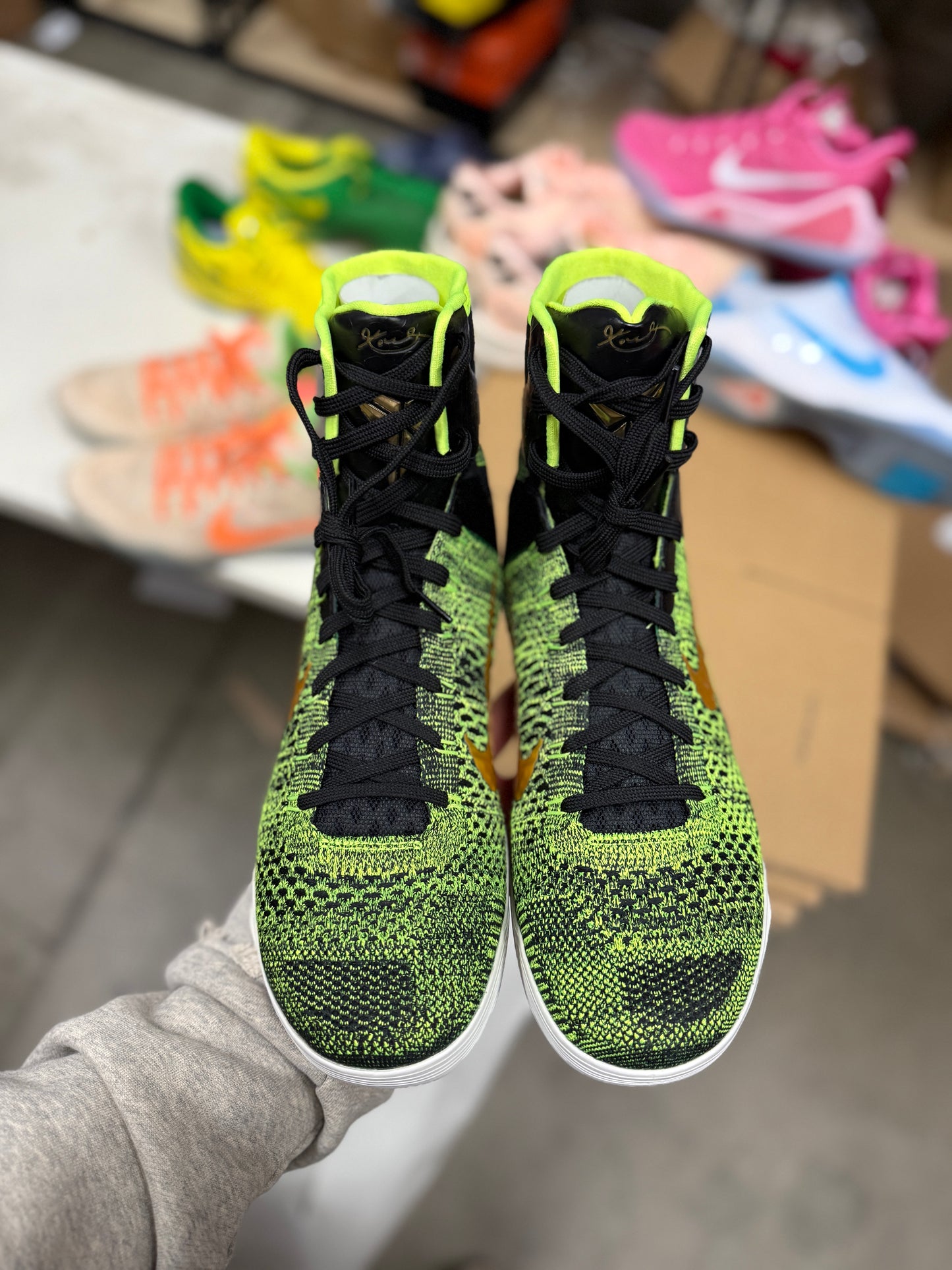 Kobe 9 Victory Restored (size 10.5)