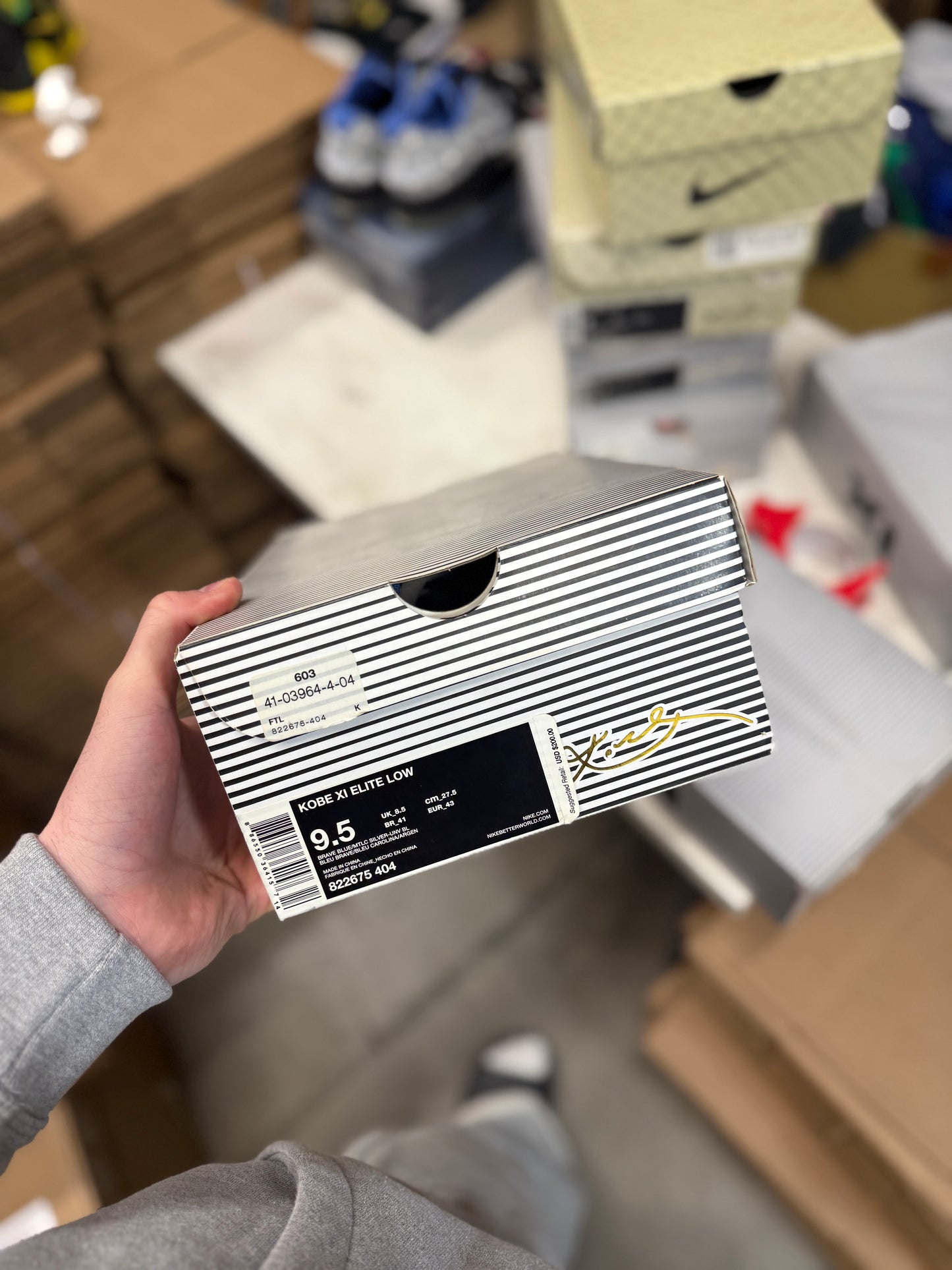 Kobe 11 Brave Blue (9.5)