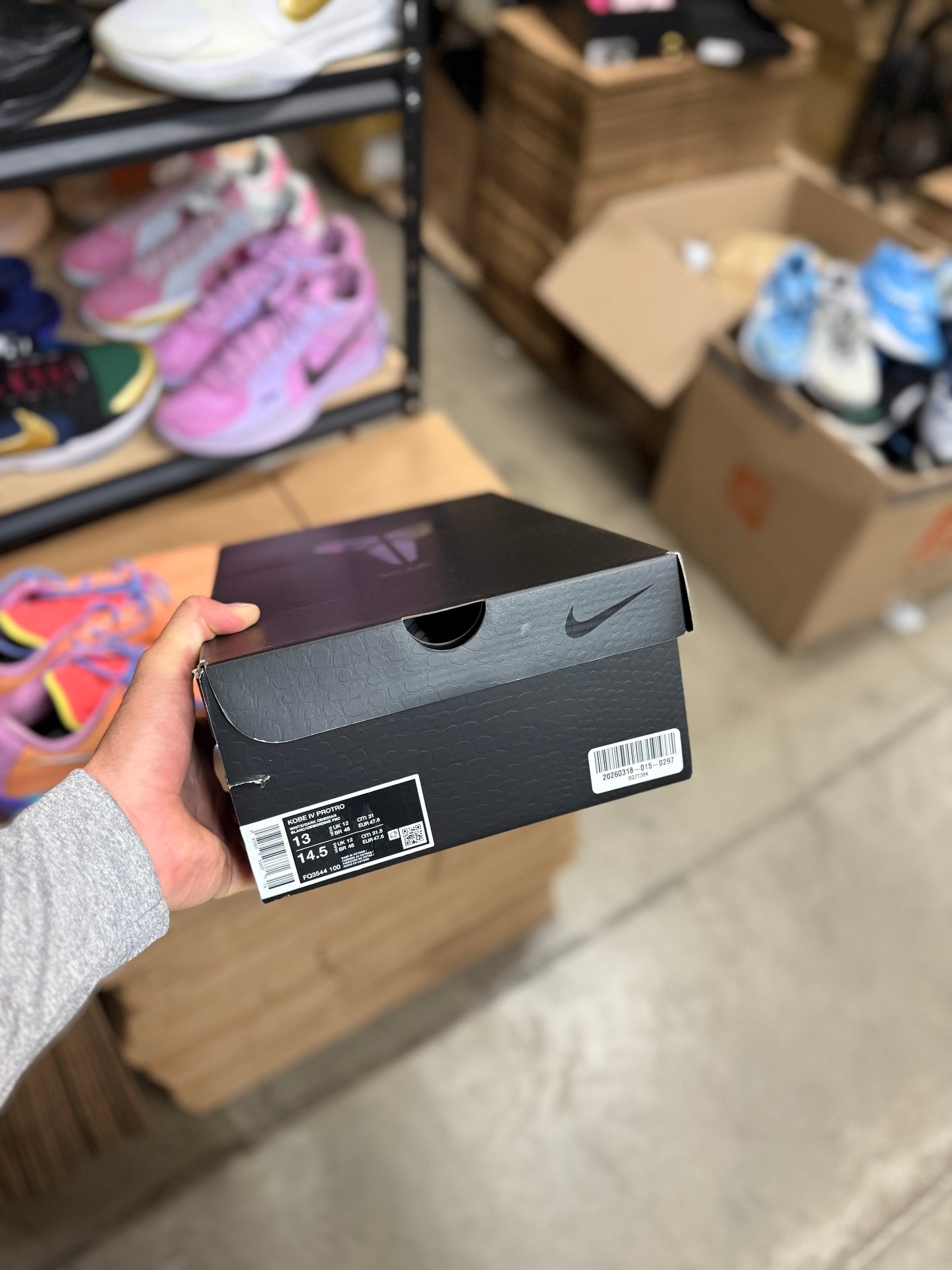Kobe 4 Gold Medal (13)
