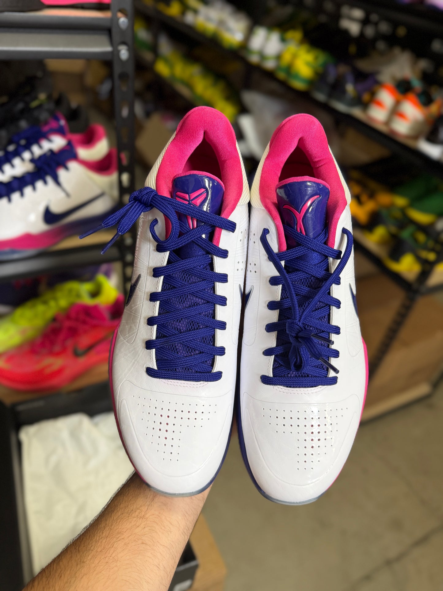 Kobe 5 Kay Yow (13.5)