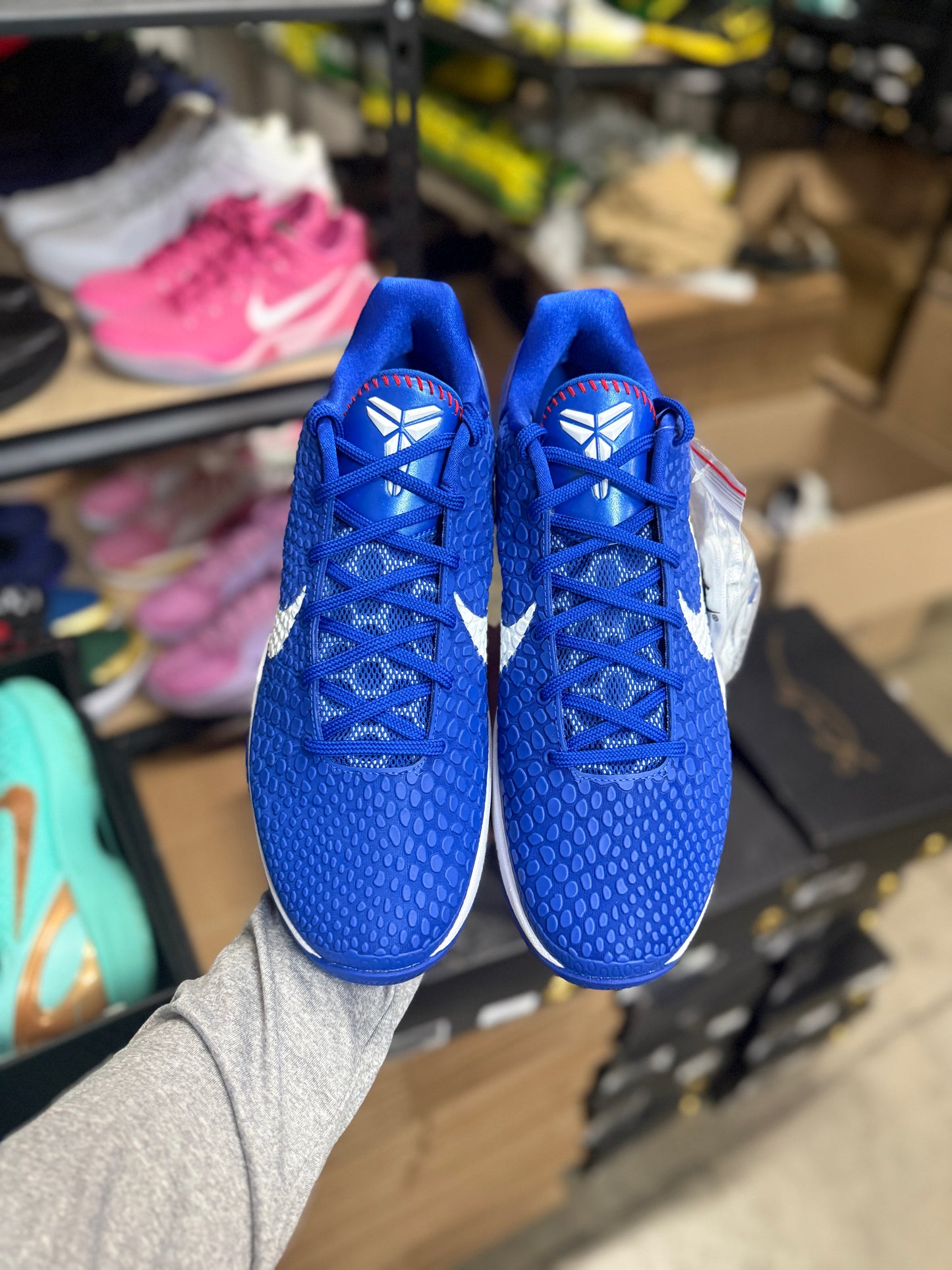 Kobe 6 Dodger (12)