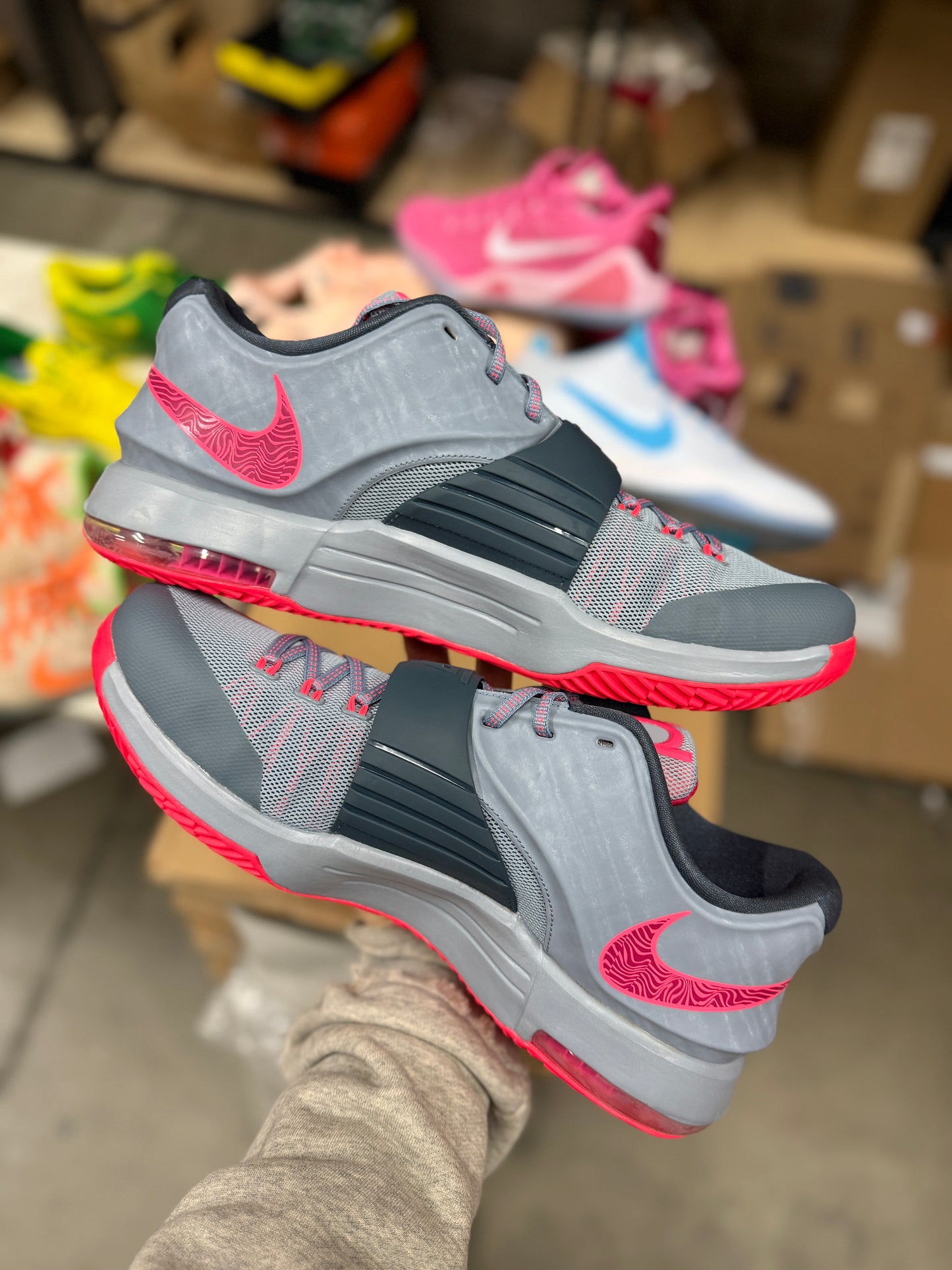 KD7 Calm Before Storm (size 13)