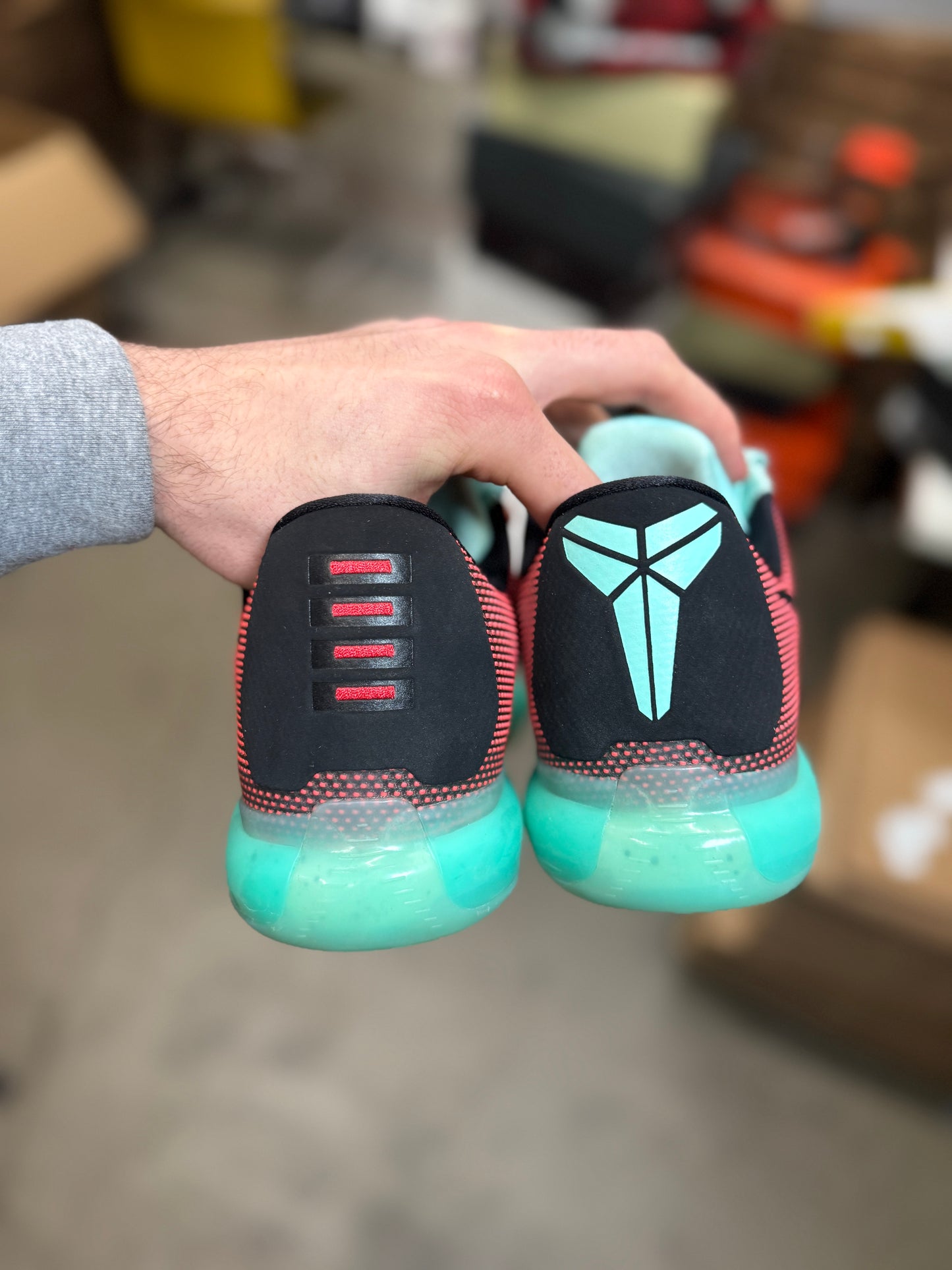 Kobe 10 Easter (11.5)