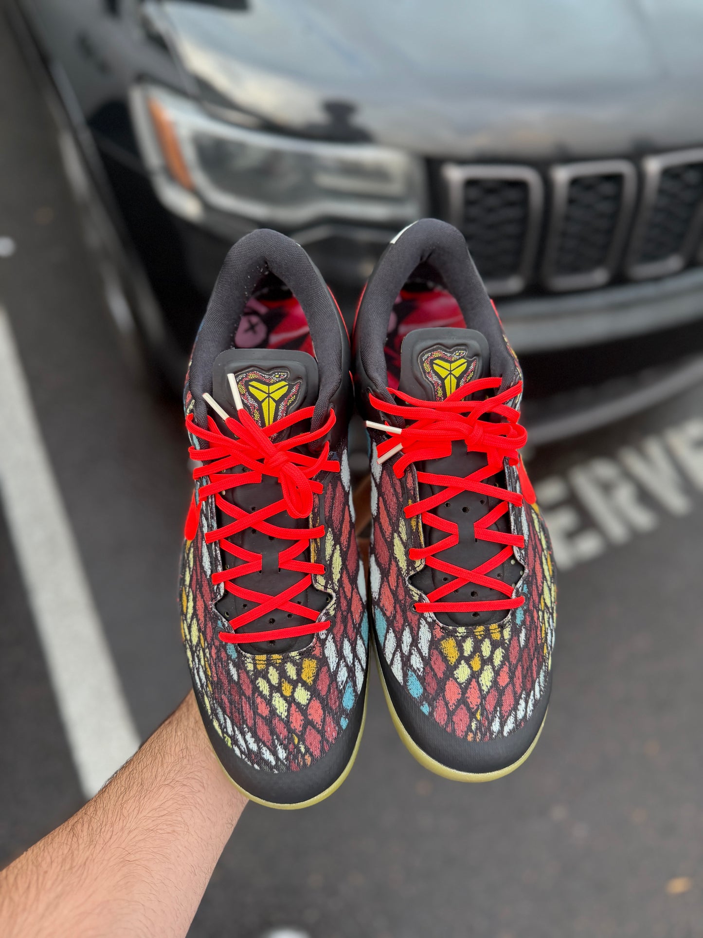 Kobe 8 Christmas (size 14)