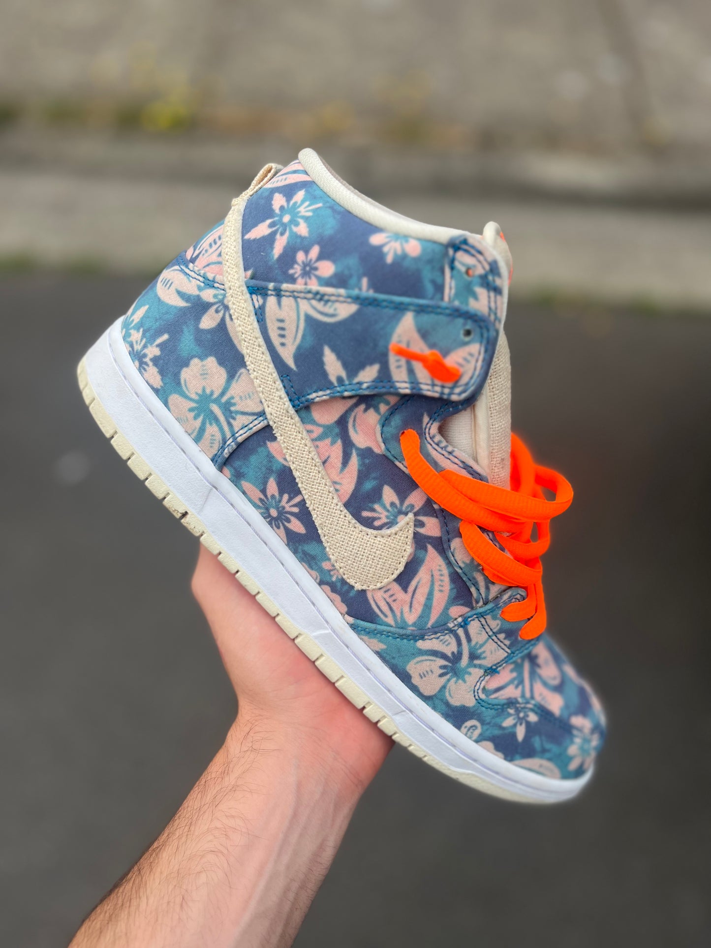 Hawaii dunk (Size 10.5)