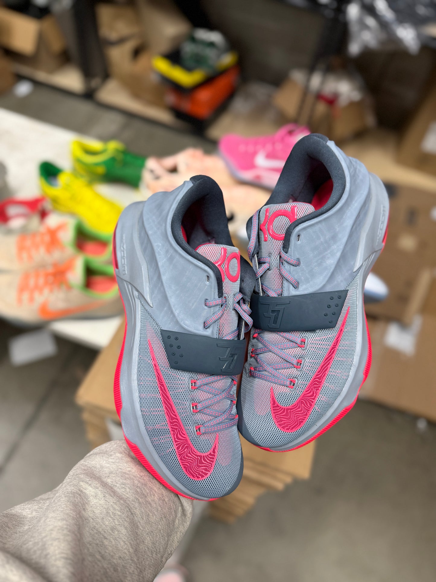 KD7 Calm Before Storm (size 13)