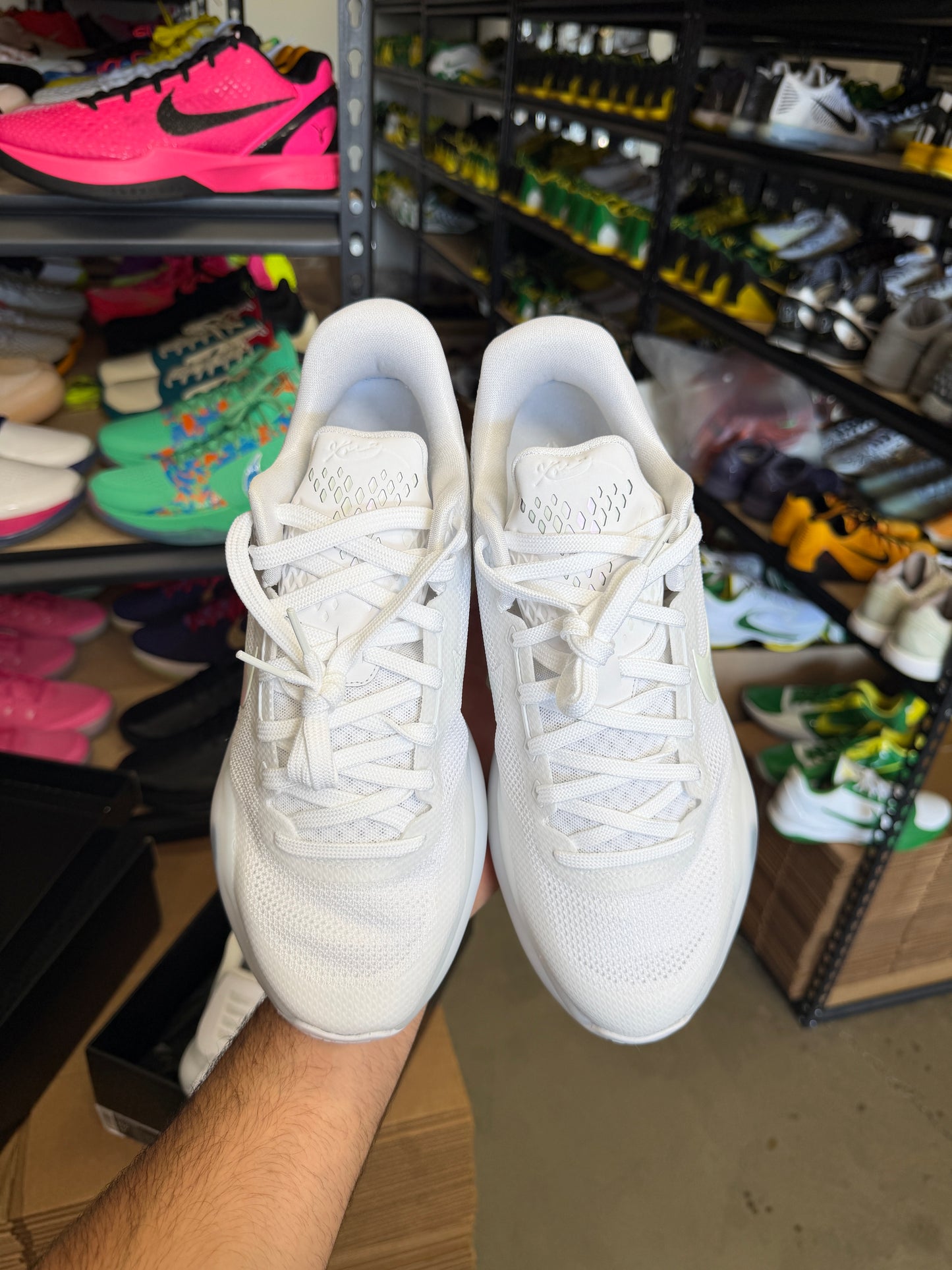Kobe 10 Halo (10.5)