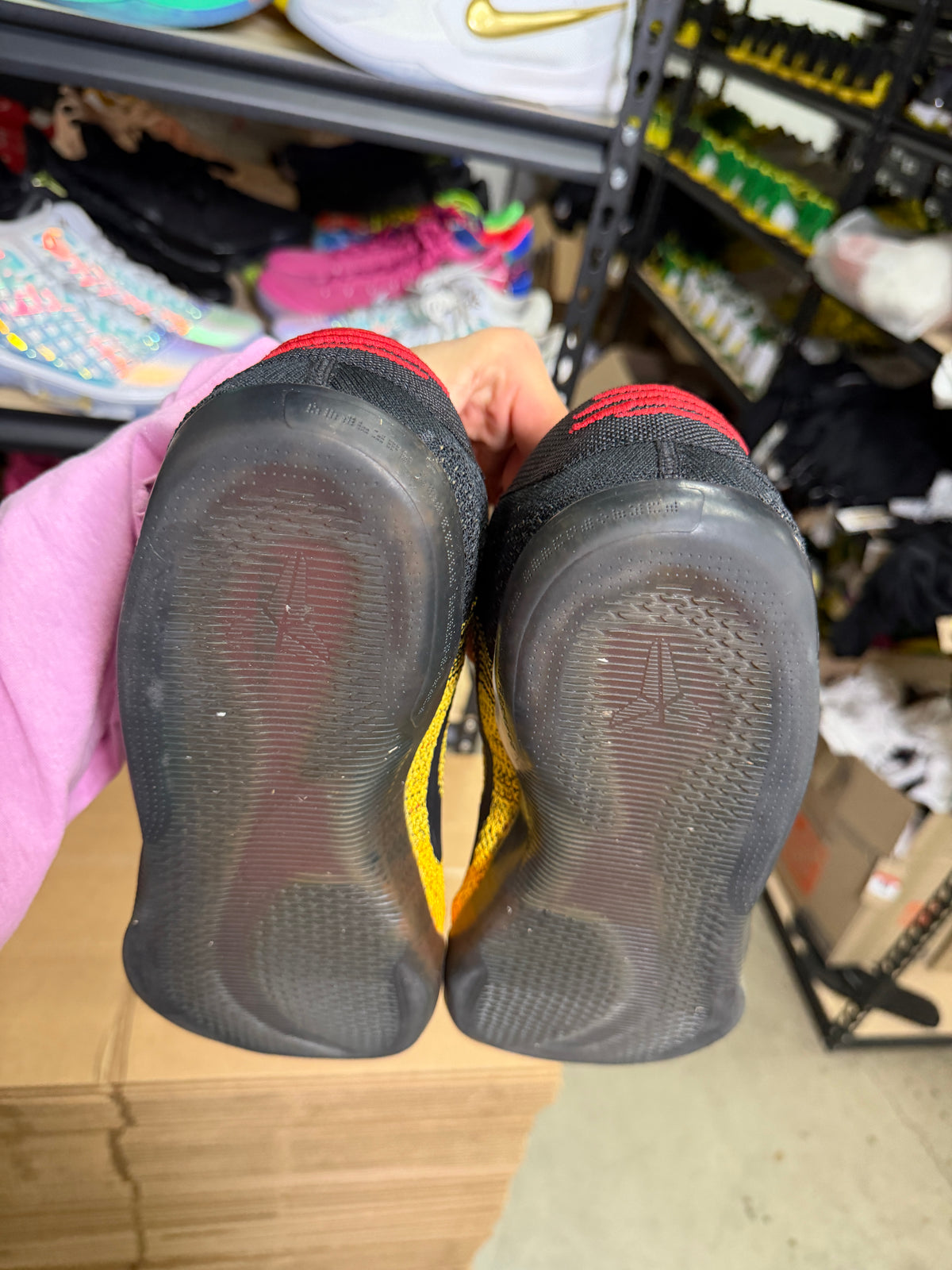Kobe 11 Bruce Lee (13)
