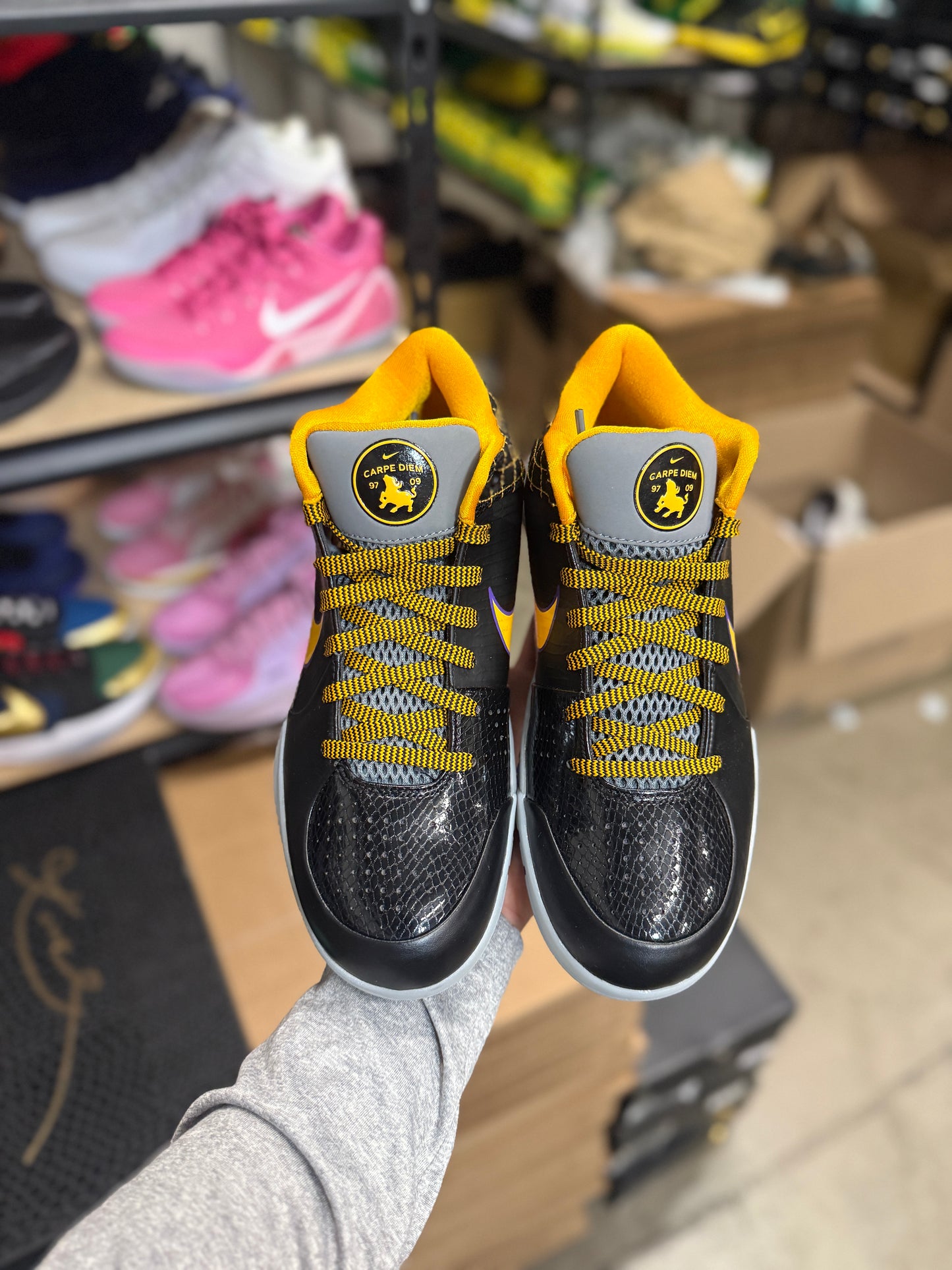 Kobe 4 Carpe Diem (9)