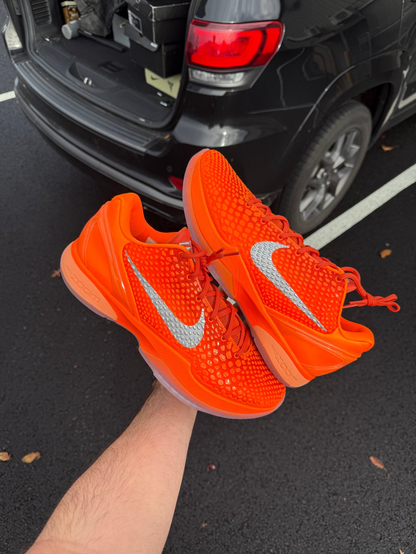 Total Orange 6s (size 13)