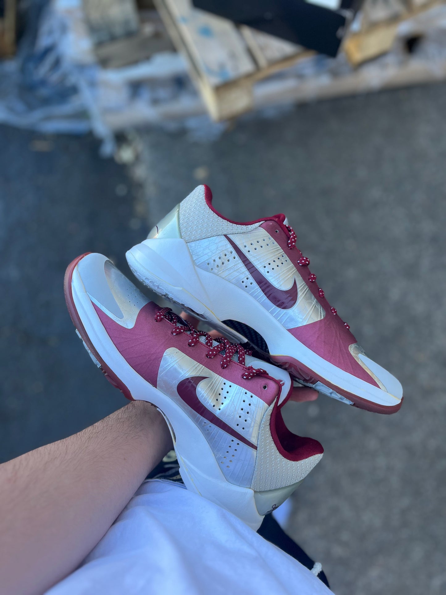 Merion Aces away 5s (size 9.5)