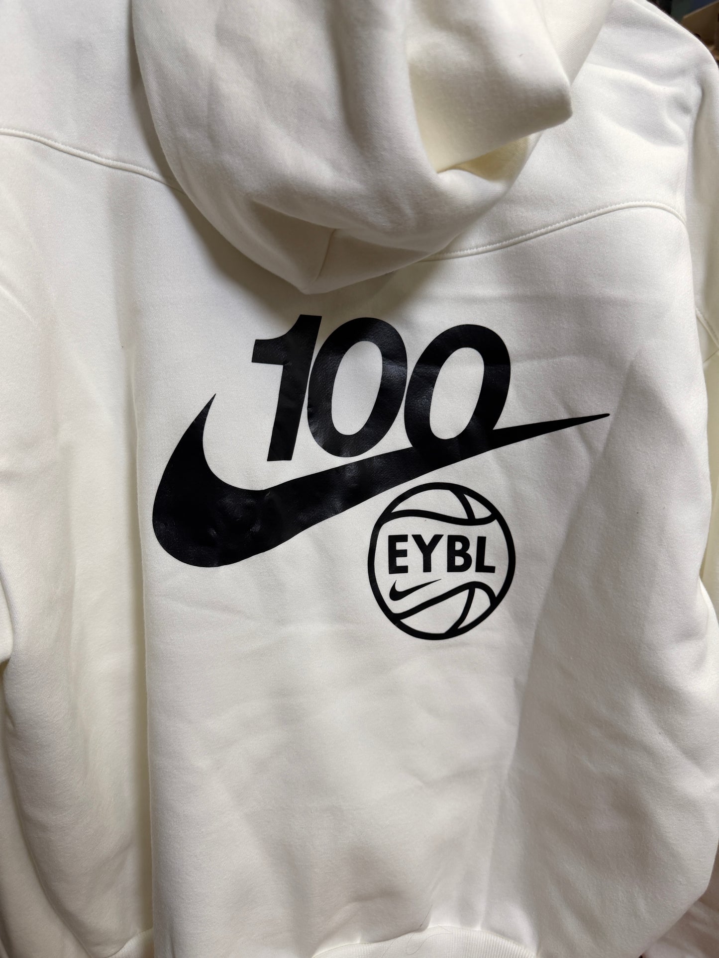 Eybl hoodie (L)