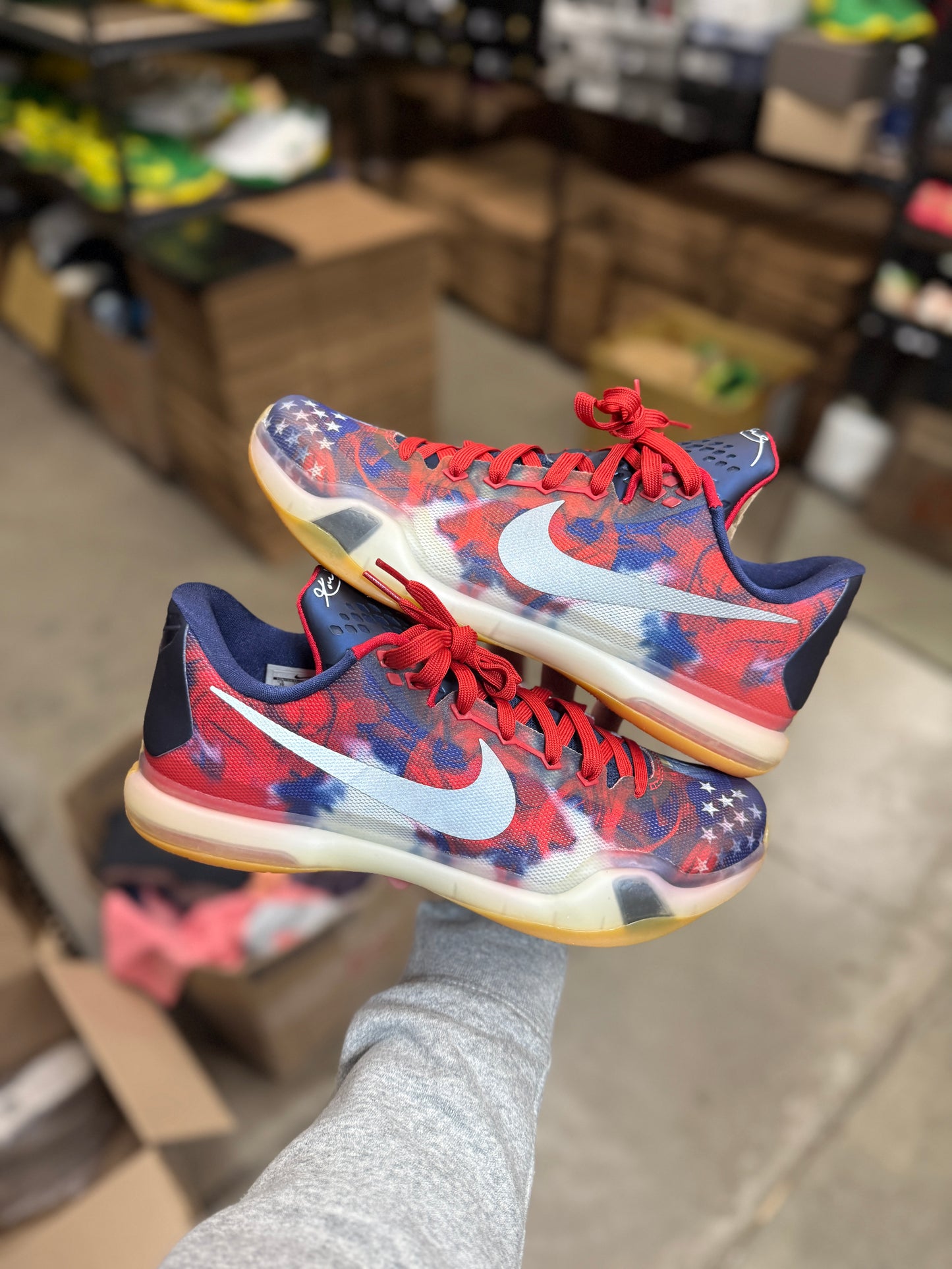 Kobe 10 Independence Day (10)