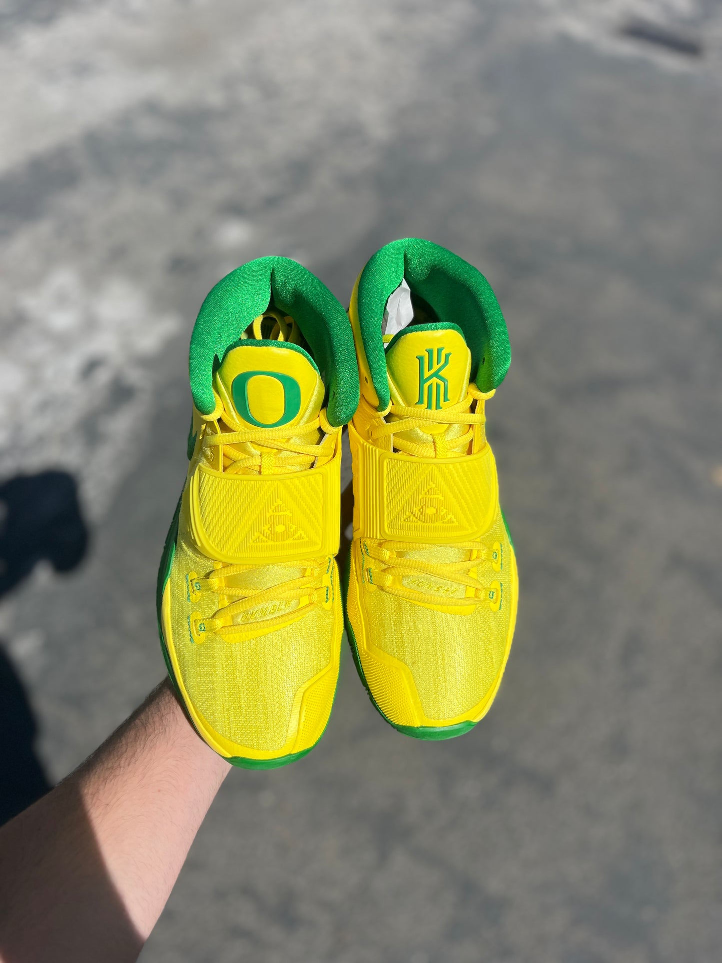 Kyrie Oregon PE (size 11)