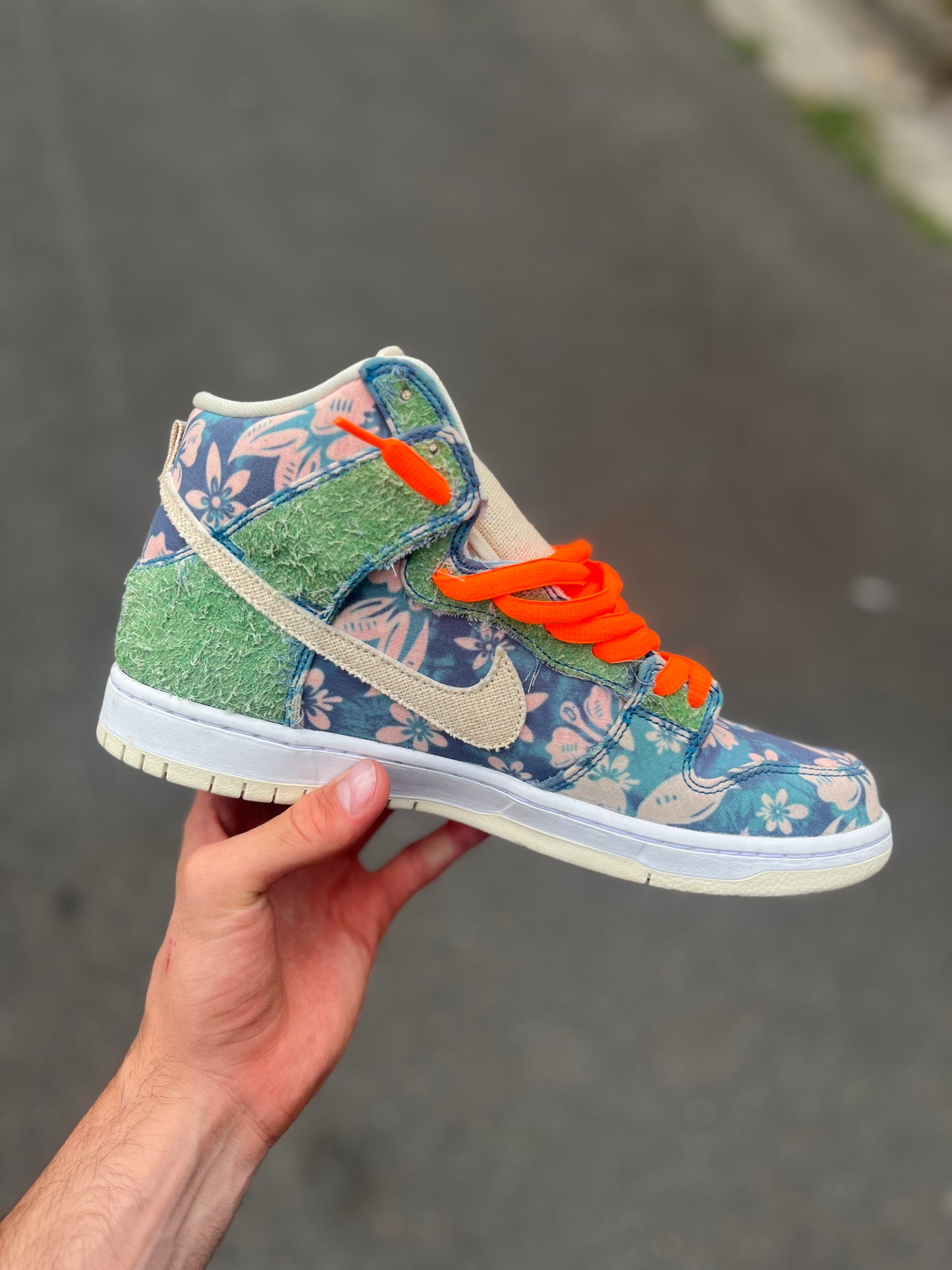 Hawaii dunk (Size 10.5)